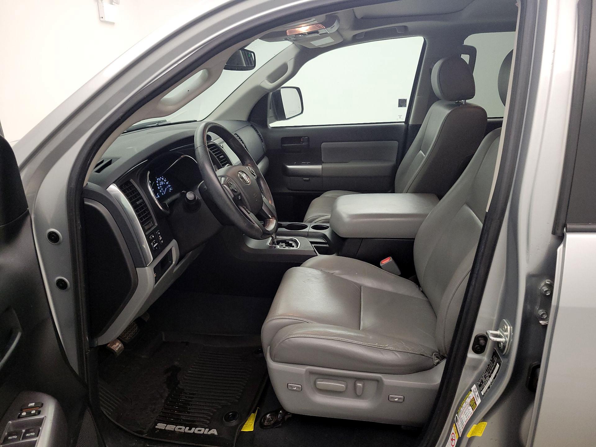 Thumbnail: 2020 Toyota Sequoia - 11