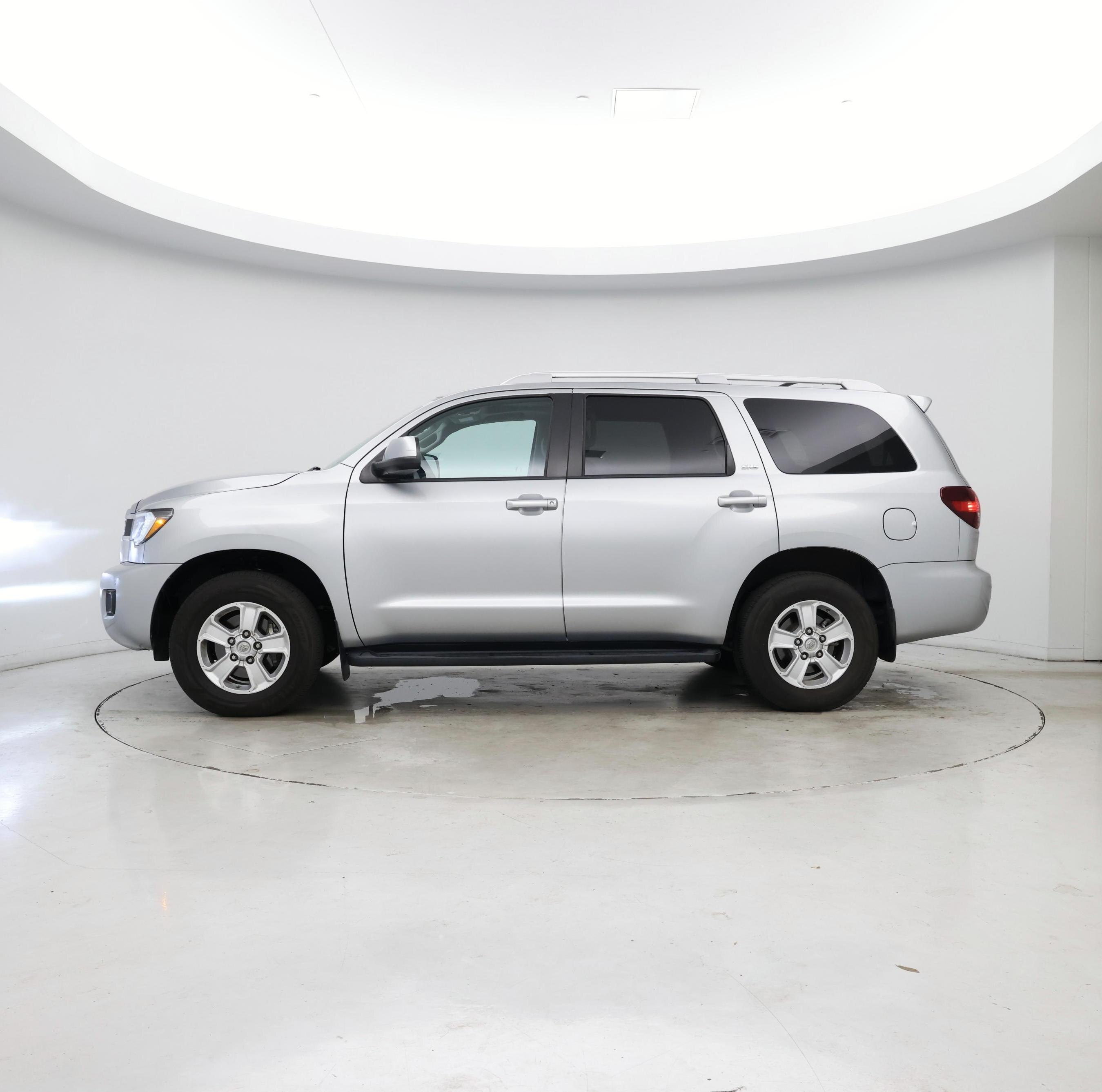 Thumbnail: 2020 Toyota Sequoia - 3