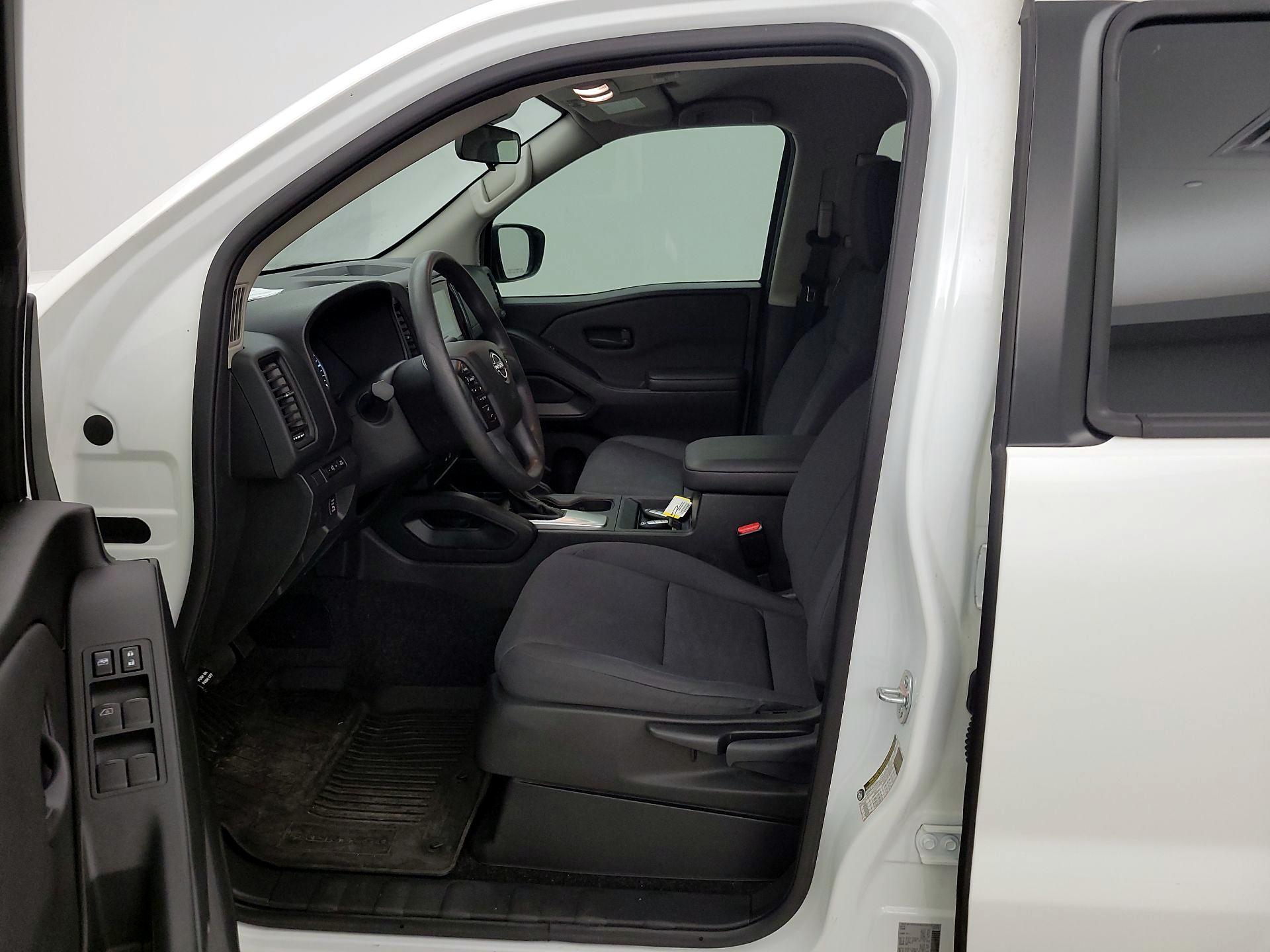 Thumbnail: 2024 Nissan Frontier - 11