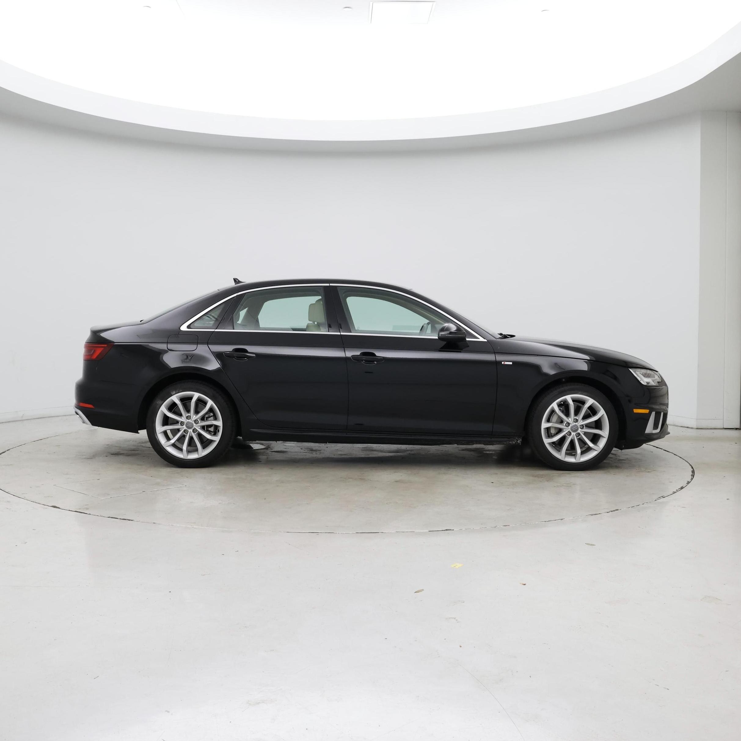 Thumbnail: 2019 Audi A4 - 7