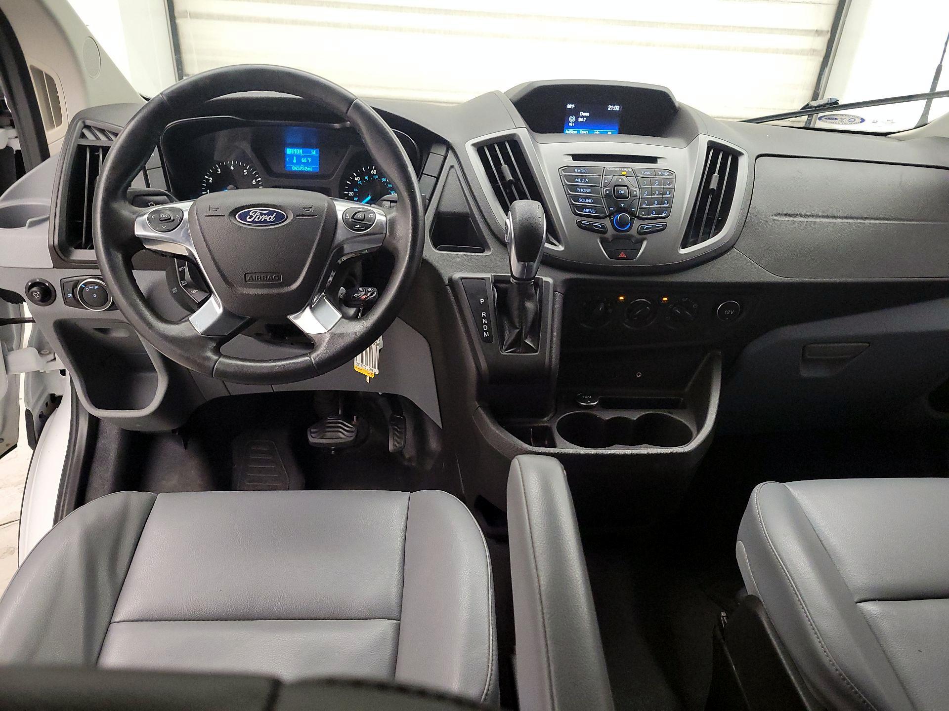 Thumbnail: 2016 Ford Transit Series - 9