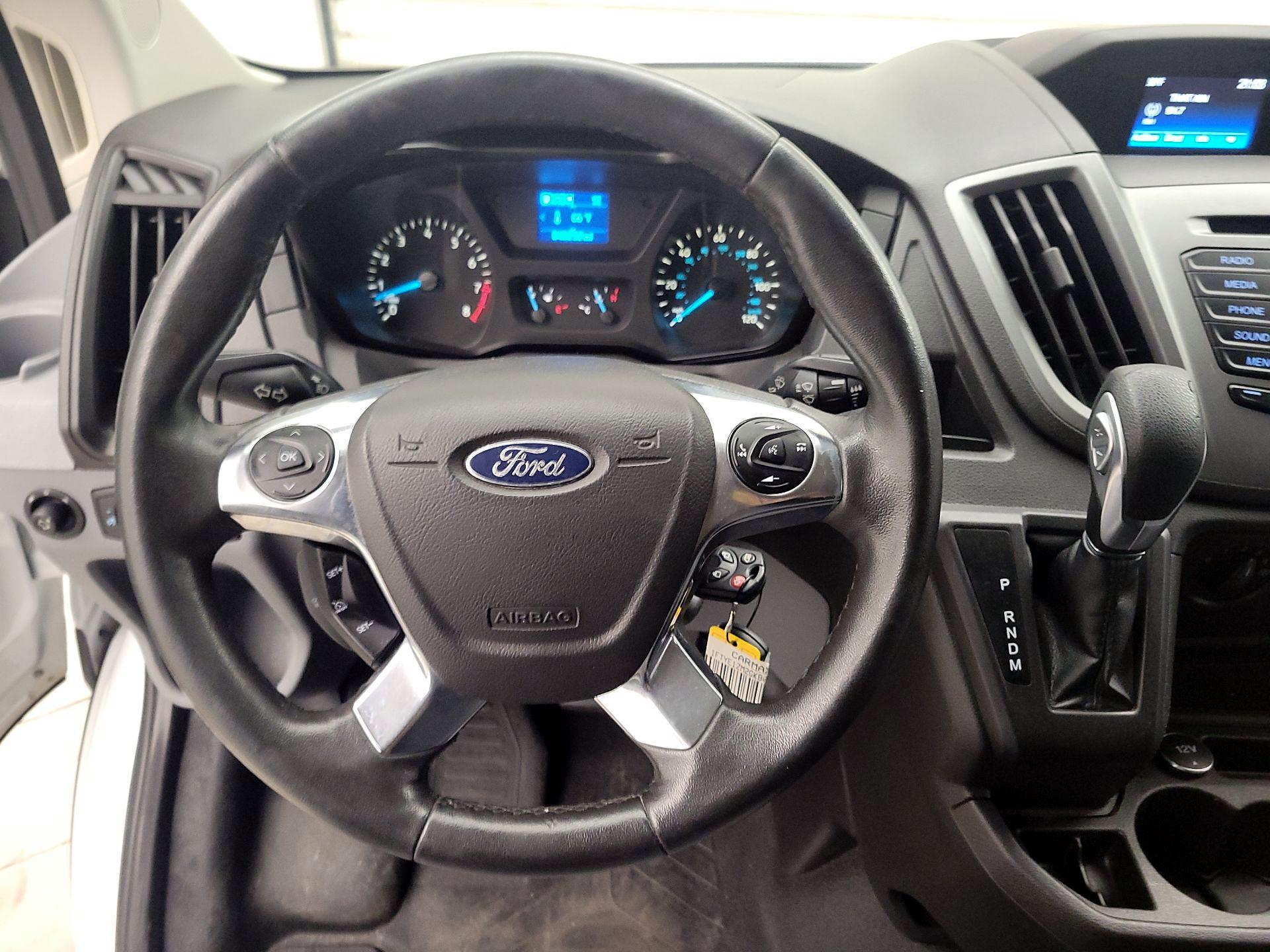 Thumbnail: 2016 Ford Transit Series - 10
