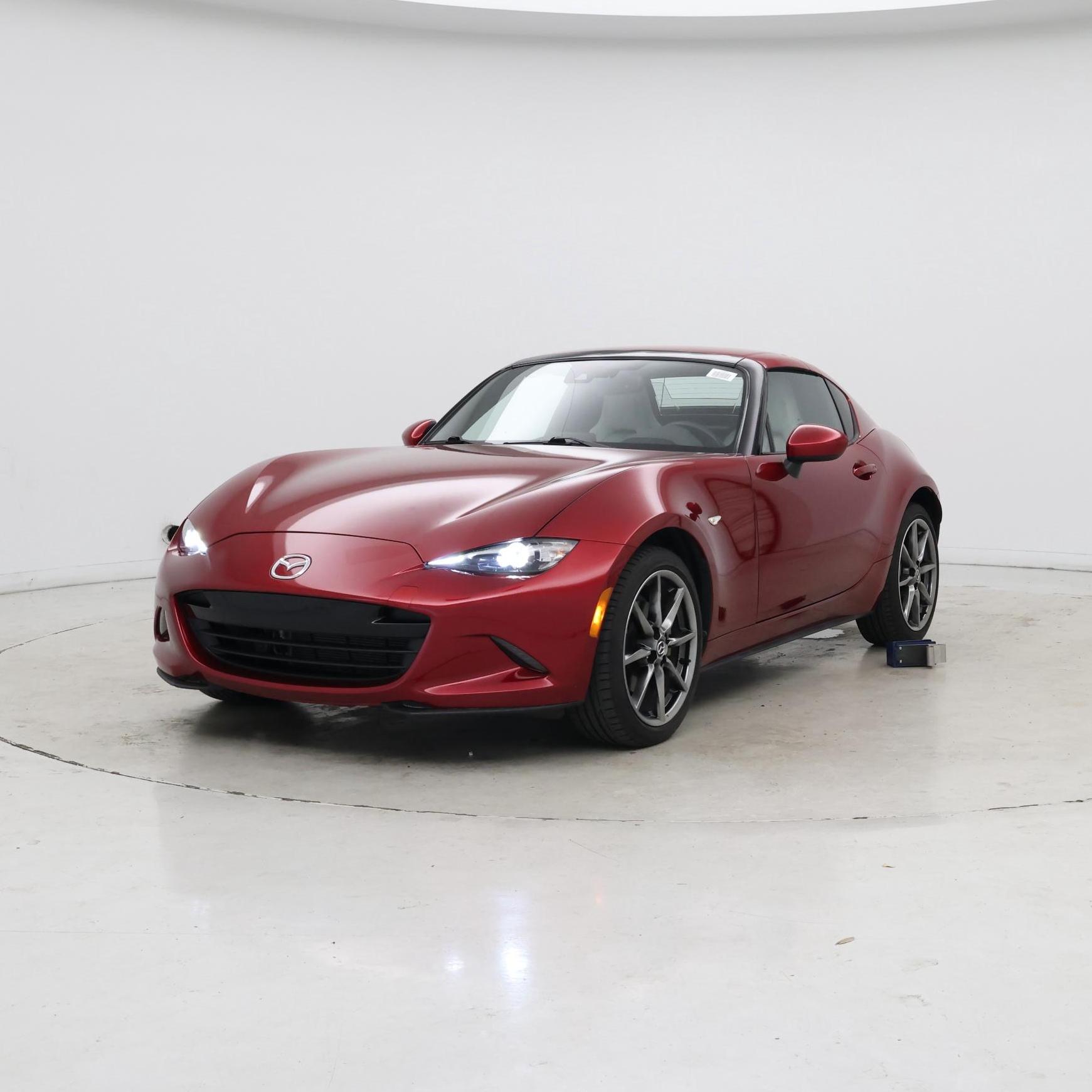 Thumbnail: 2021 Mazda MX-5 Miata - 4