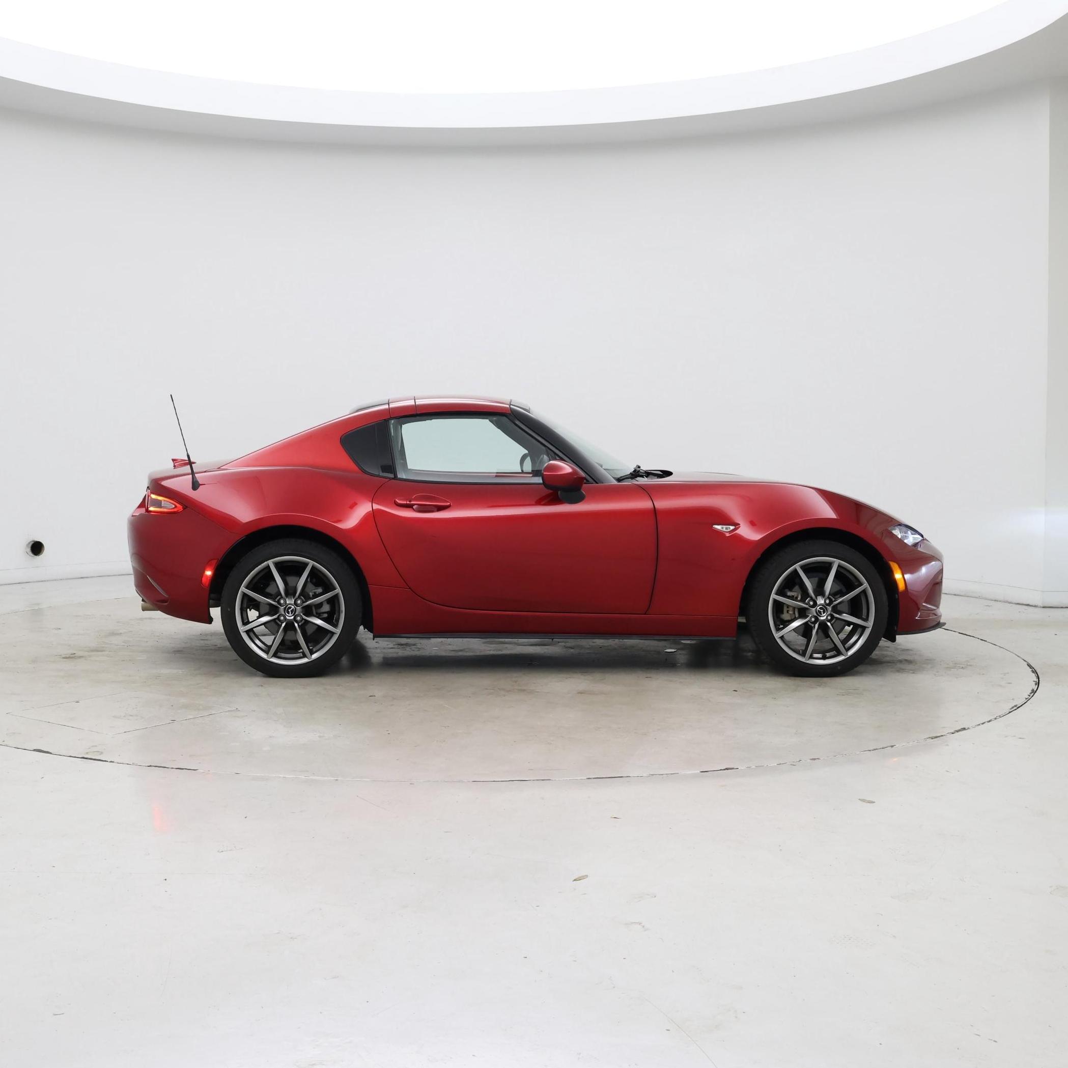 Thumbnail: 2021 Mazda MX-5 Miata - 7