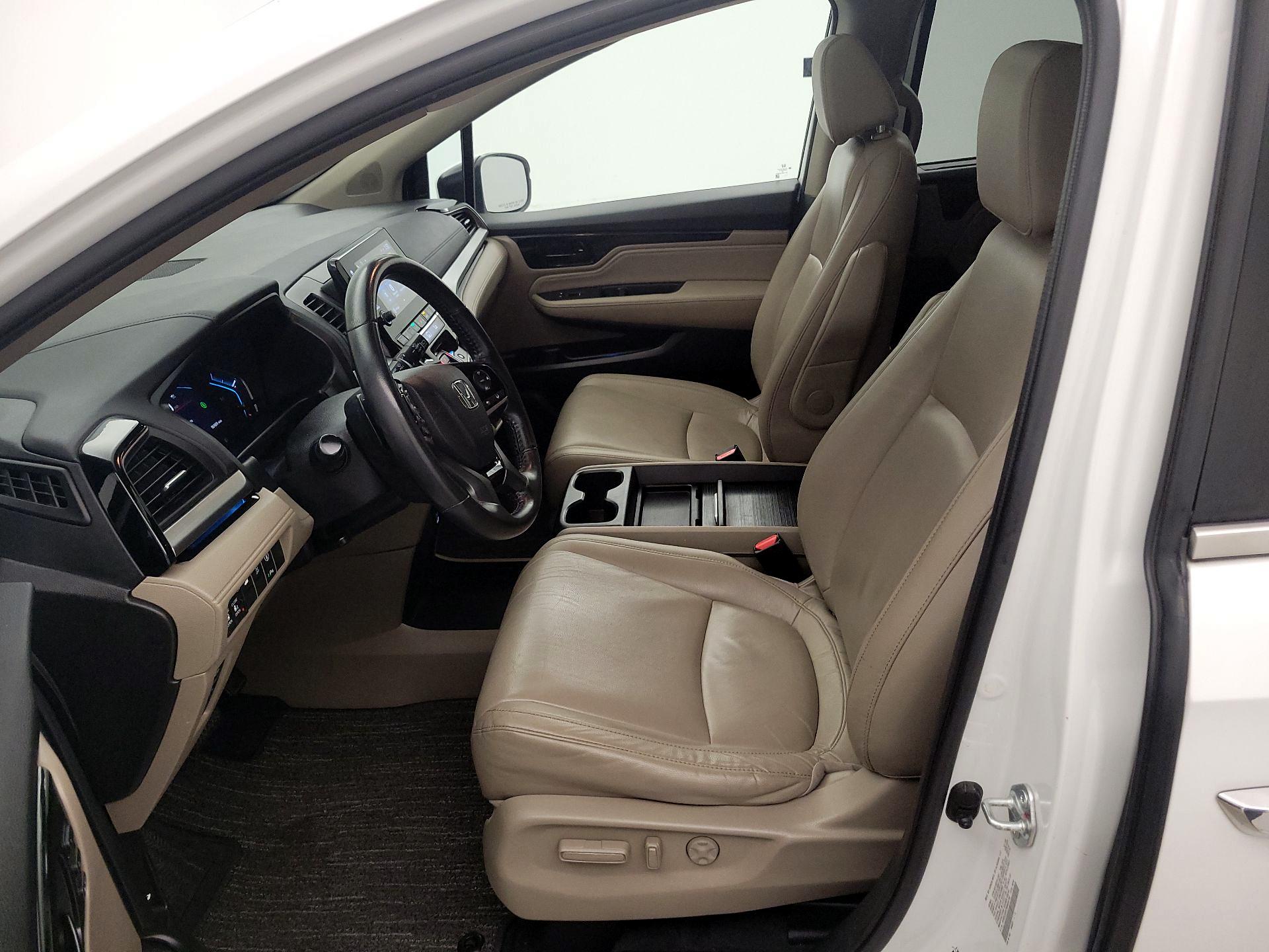 Thumbnail: 2021 Honda Odyssey - 11