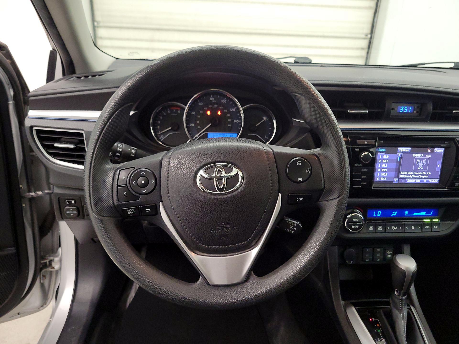 Thumbnail: 2014 Toyota Corolla - 10