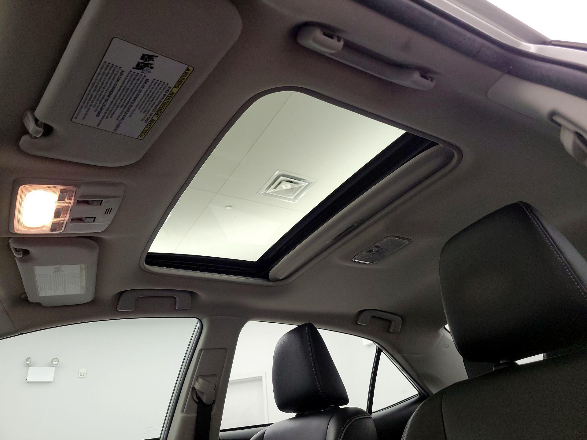 Thumbnail: 2014 Toyota Corolla - 19