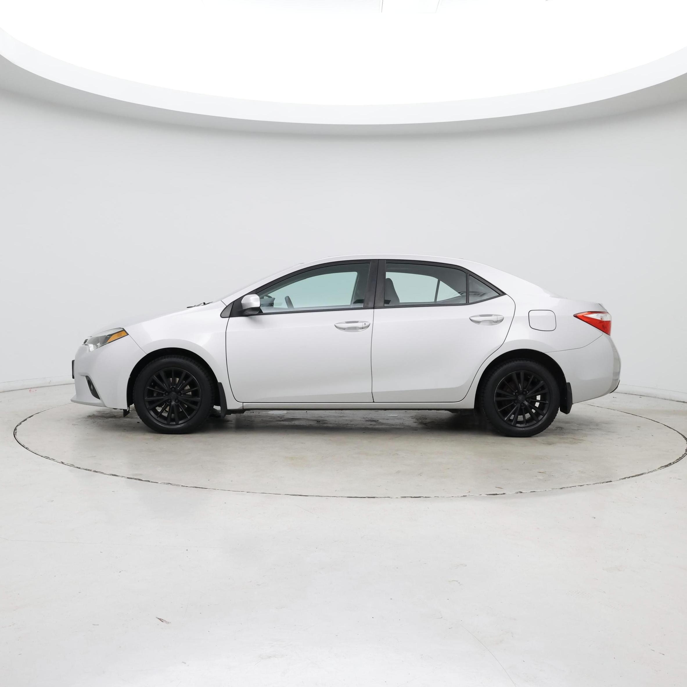 Thumbnail: 2014 Toyota Corolla - 3