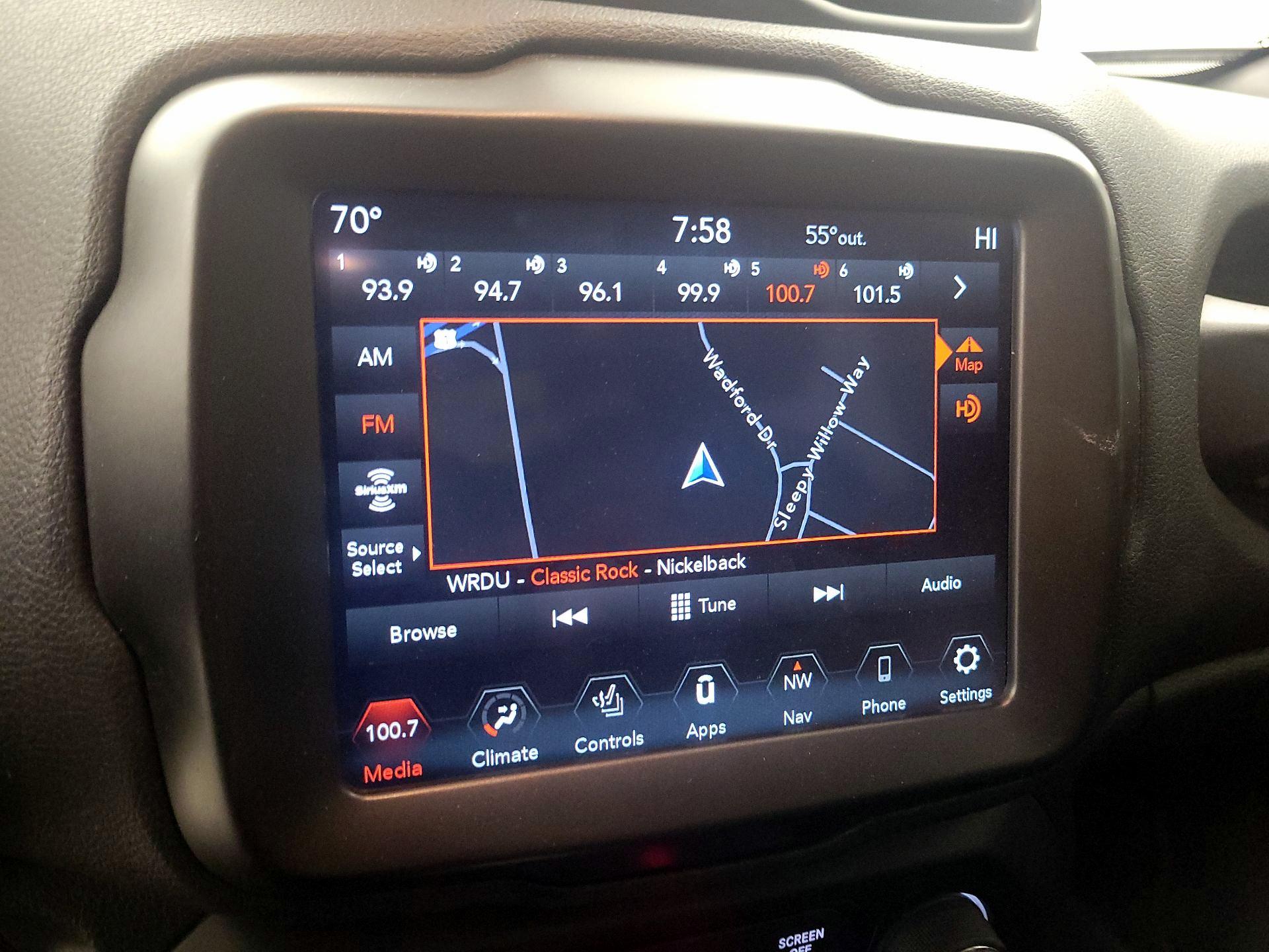 Thumbnail: 2021 Jeep Renegade - 14