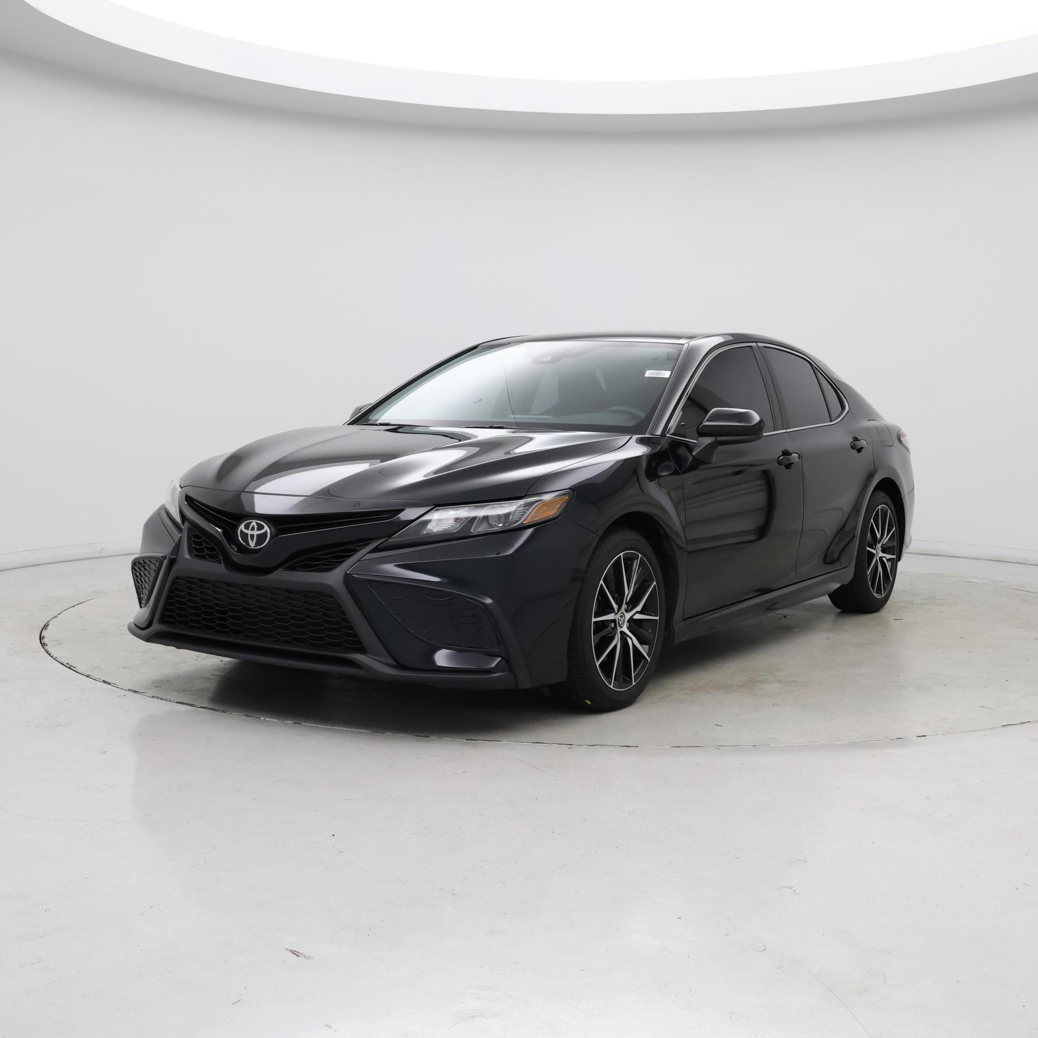 Thumbnail: 2021 Toyota Camry - 4