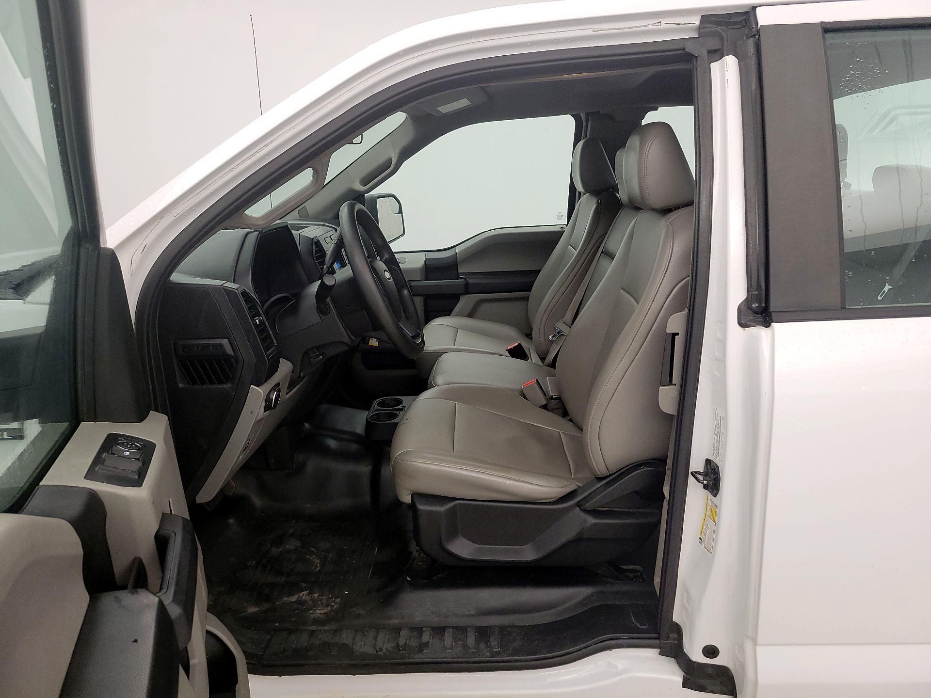Thumbnail: 2017 Ford F-150 - 11