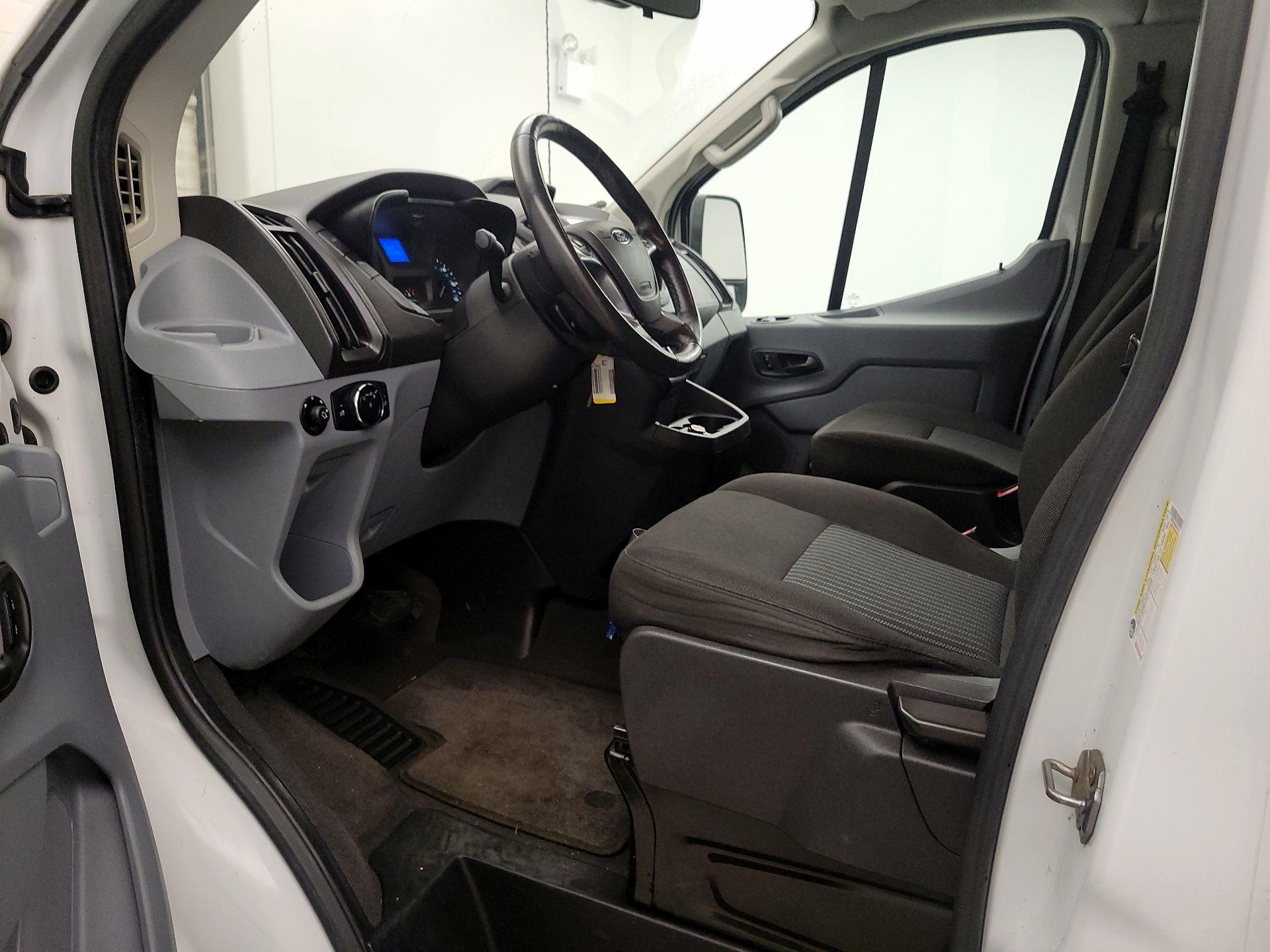 Thumbnail: 2017 Ford Transit Series - 11