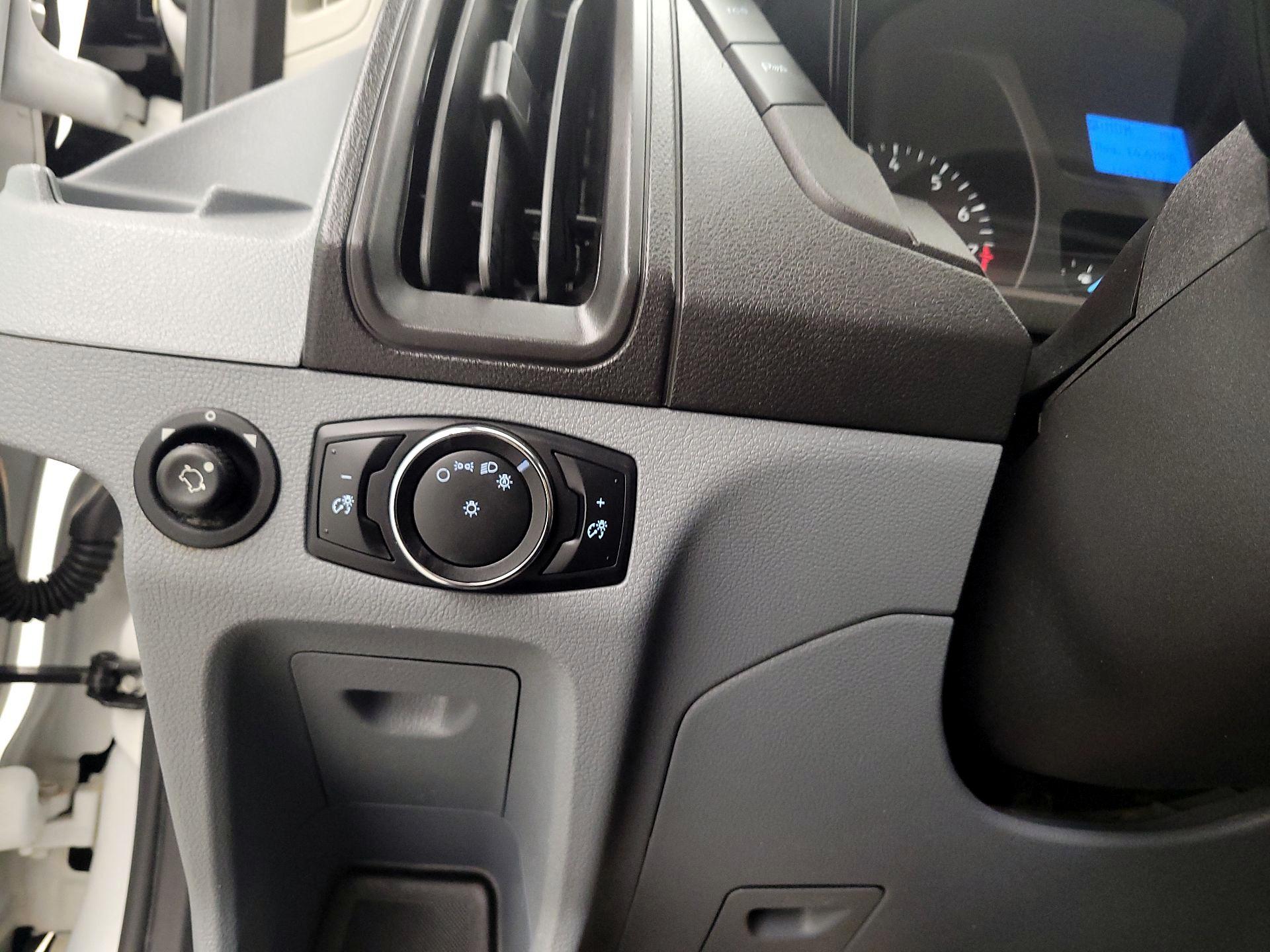 Thumbnail: 2017 Ford Transit Series - 13