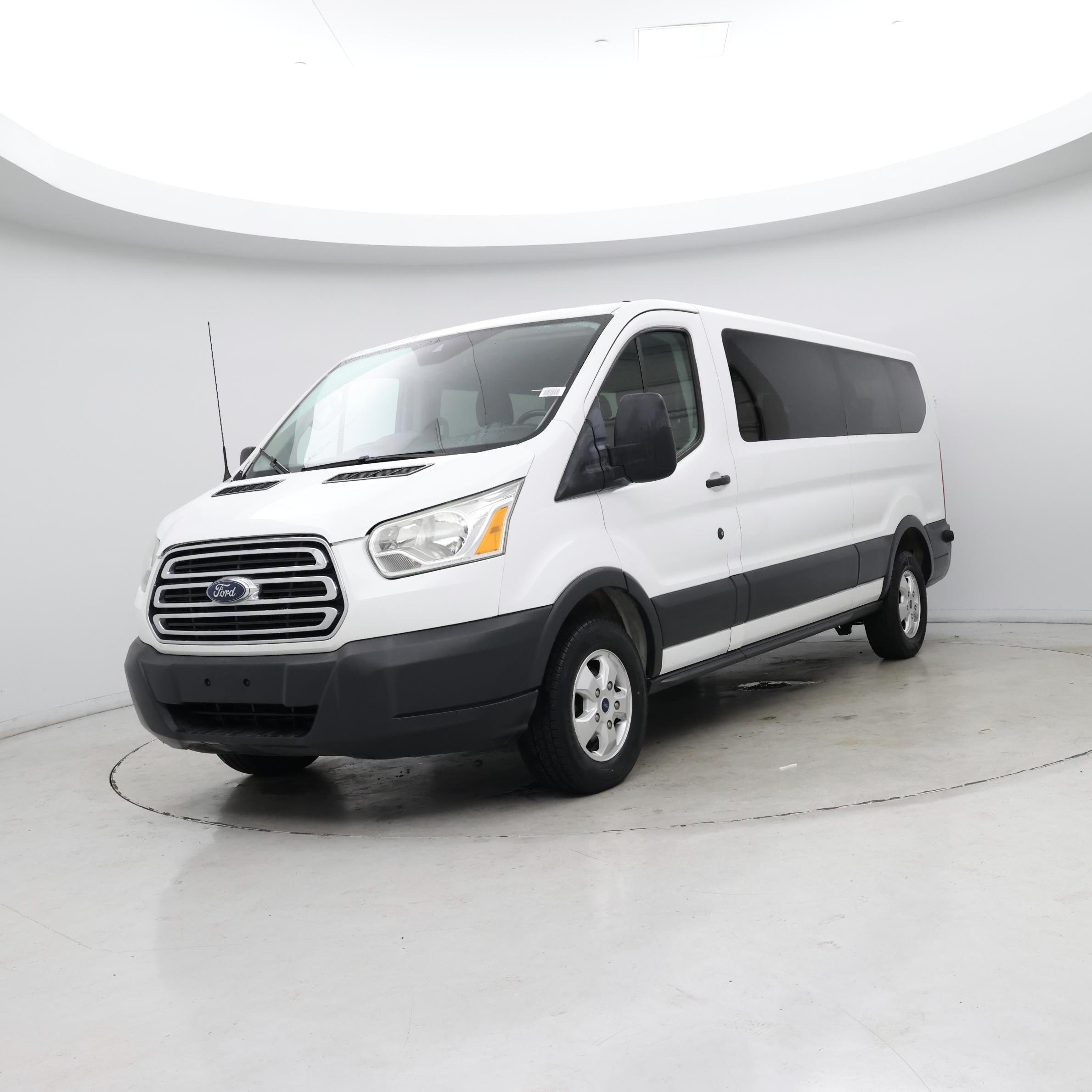 Thumbnail: 2017 Ford Transit Series - 4