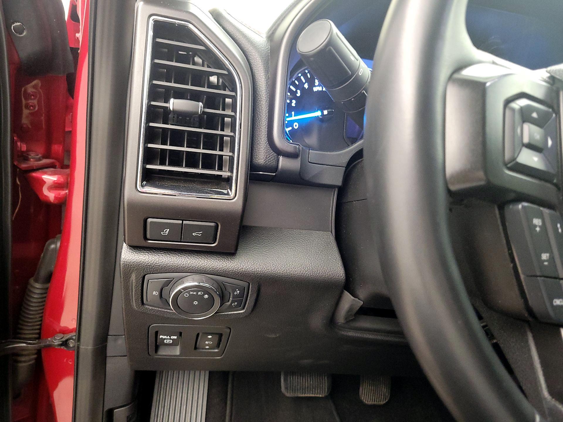 Thumbnail: 2020 Ford Expedition - 13