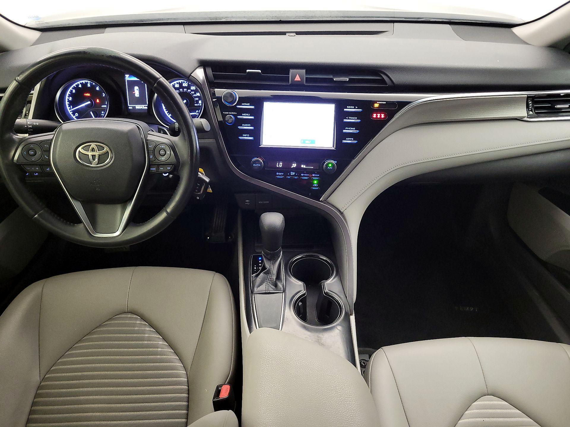 Thumbnail: 2018 Toyota Camry - 9