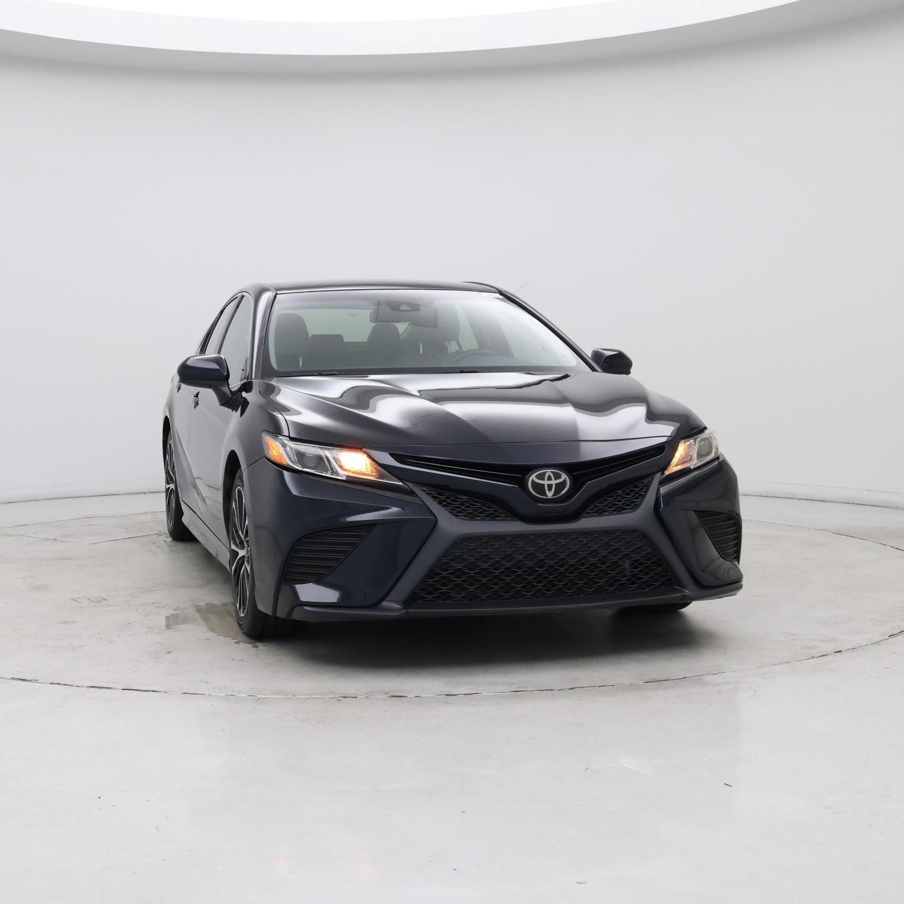 Thumbnail: 2018 Toyota Camry - 5