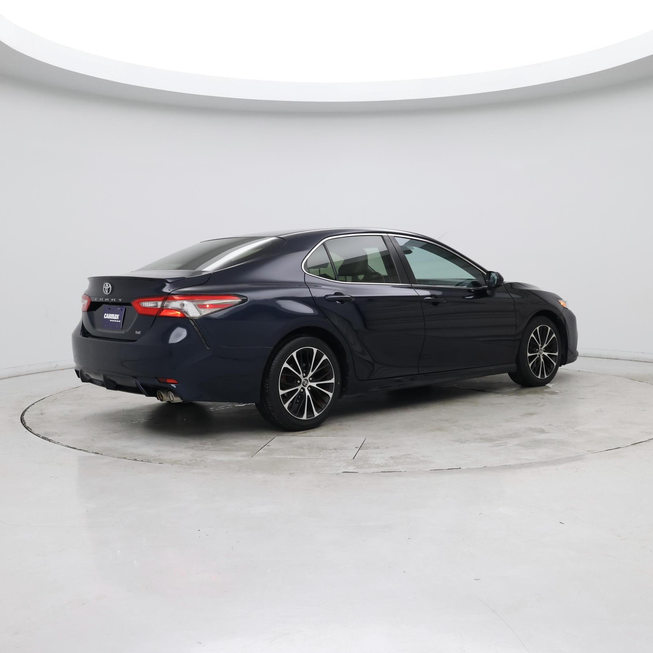 Thumbnail: 2018 Toyota Camry - 6