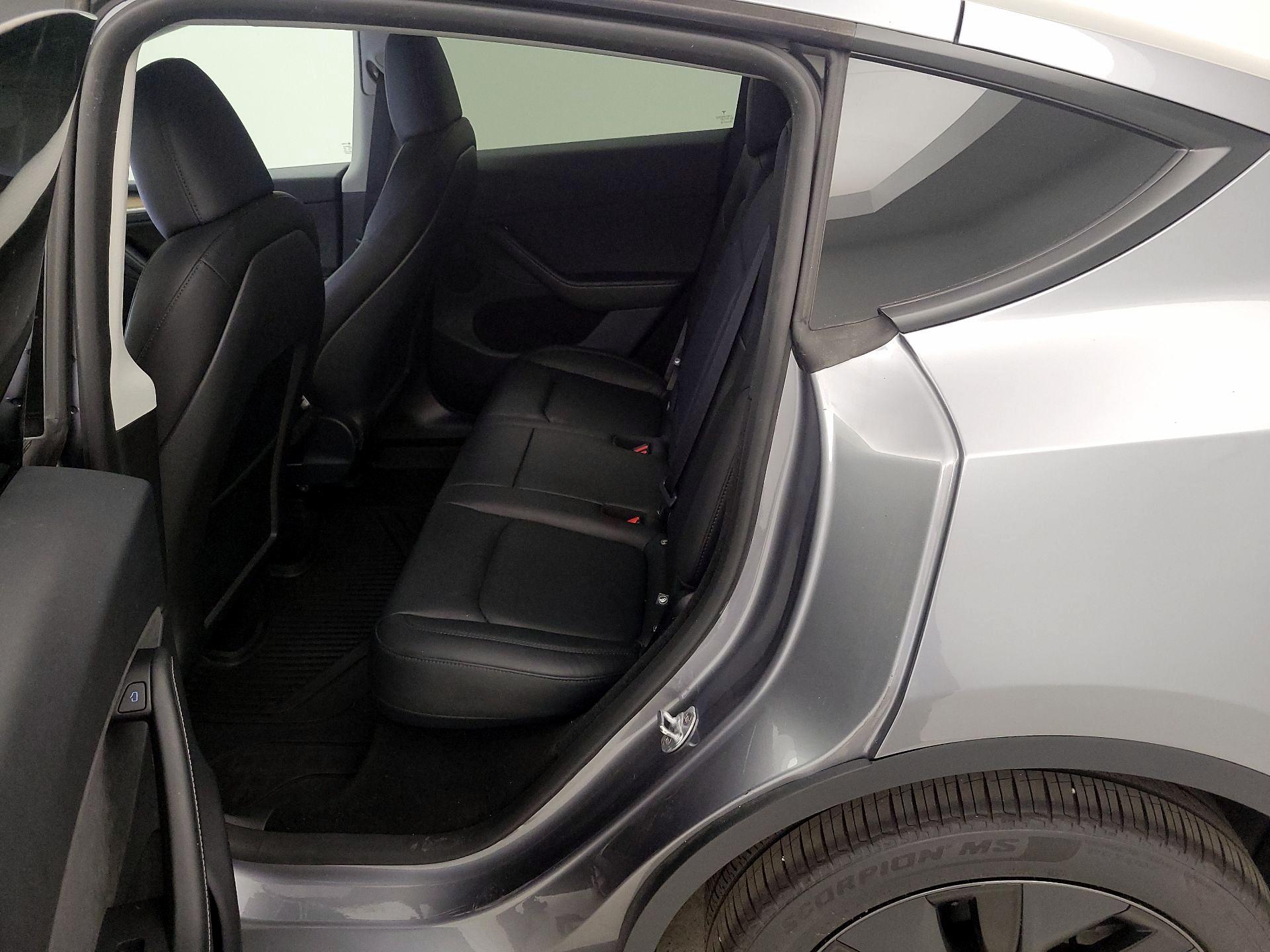 Thumbnail: 2024 Tesla Model Y - 18