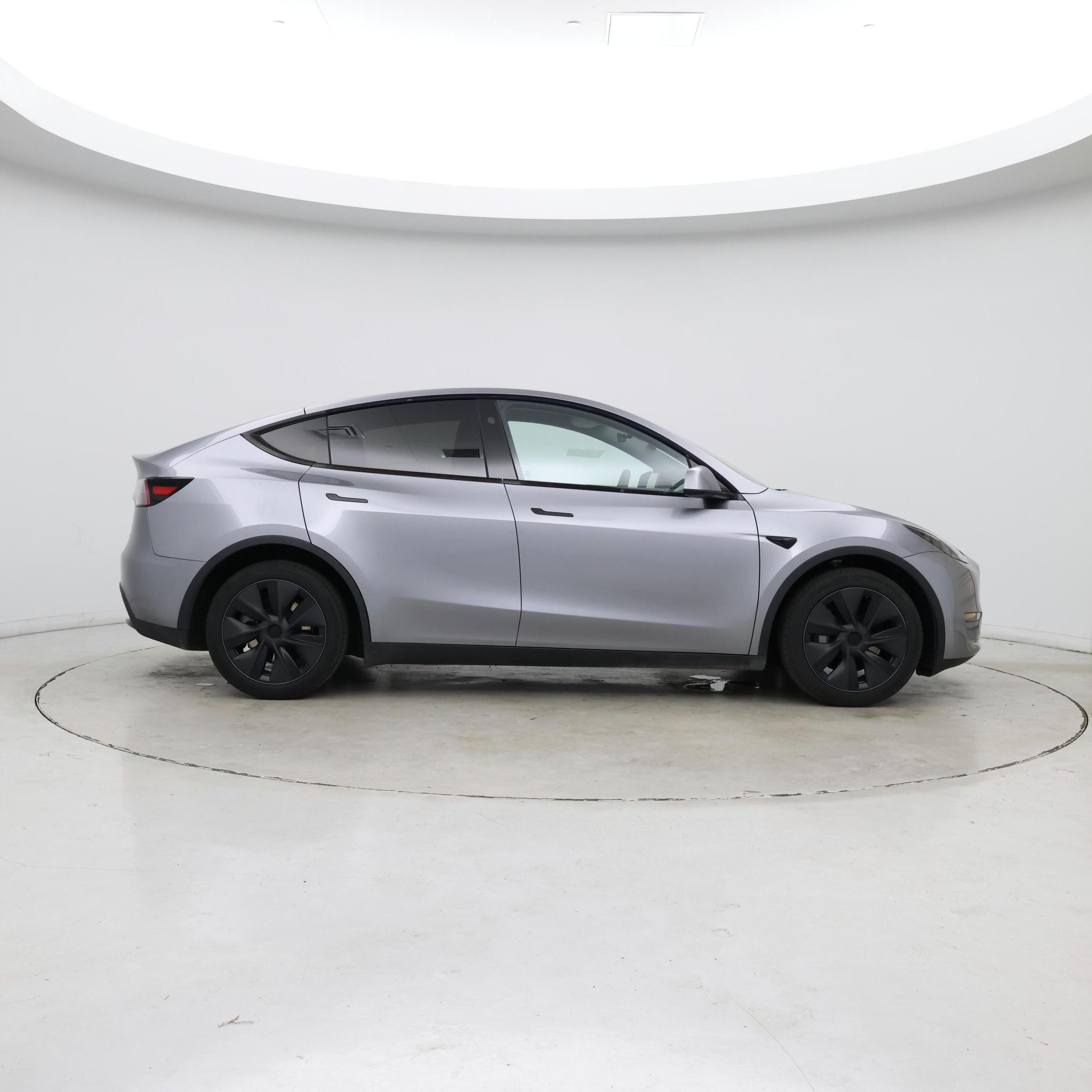 Thumbnail: 2024 Tesla Model Y - 7