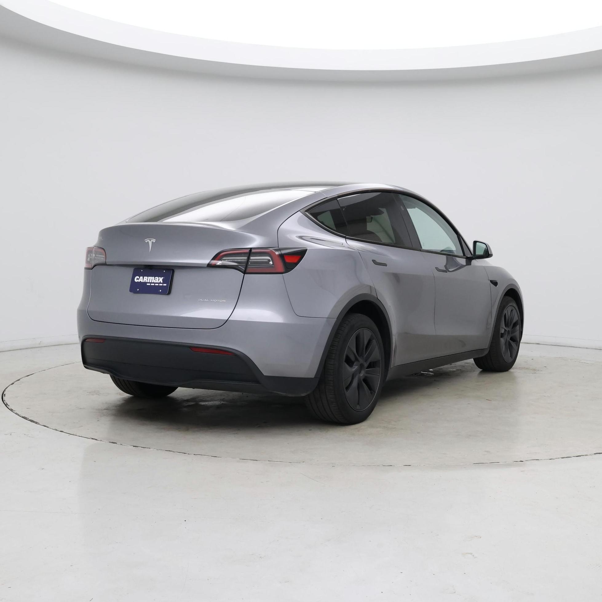 Thumbnail: 2024 Tesla Model Y - 8