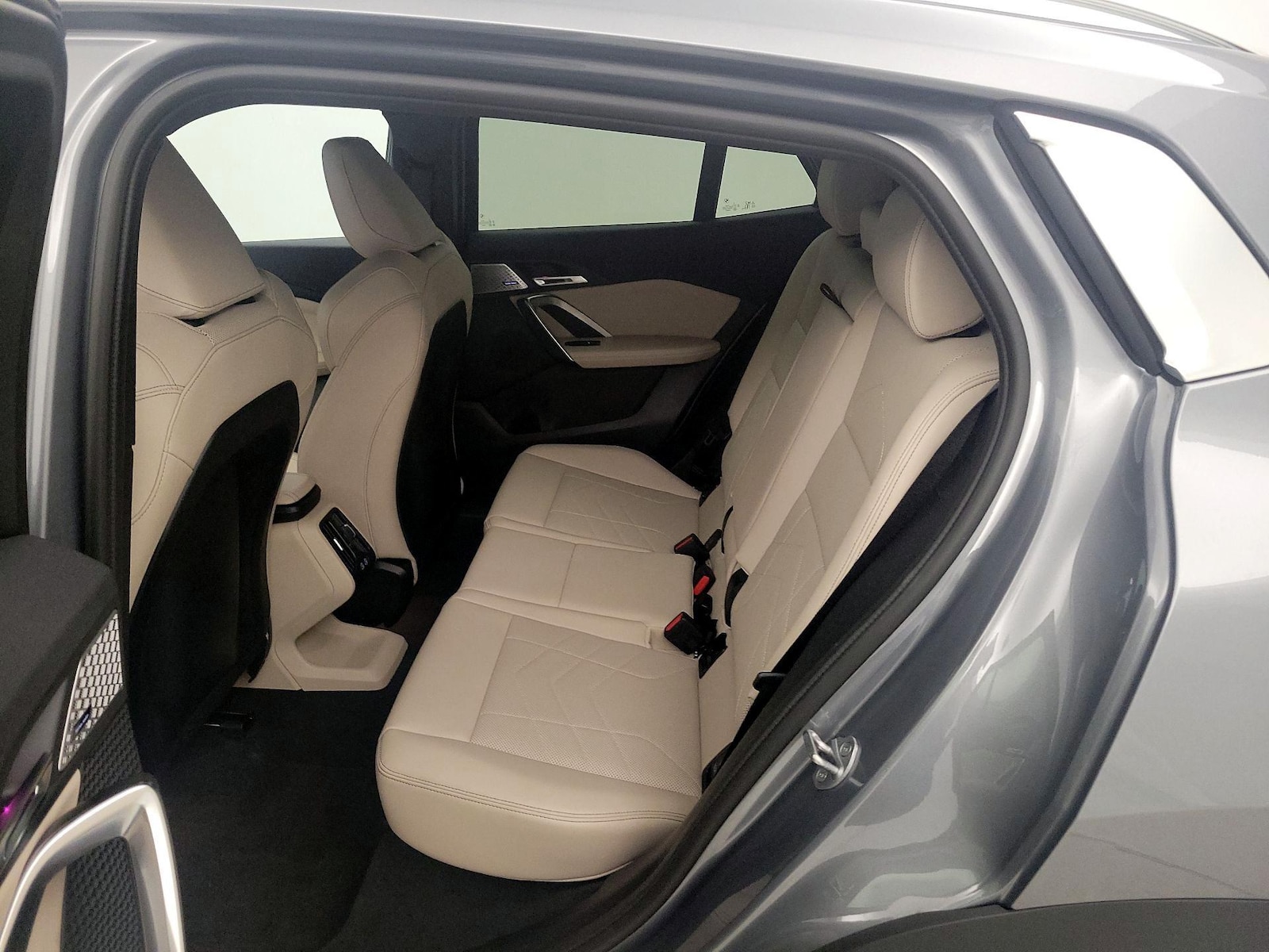 2025 BMW X2 28i - Photo 21