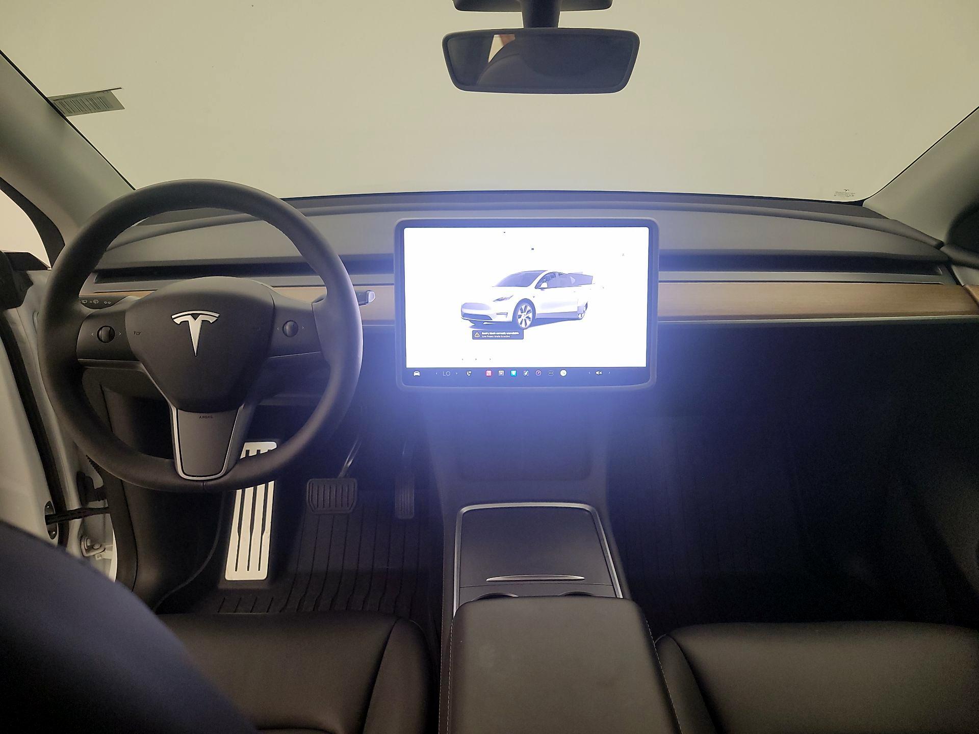 Thumbnail: 2023 Tesla Model Y - 9