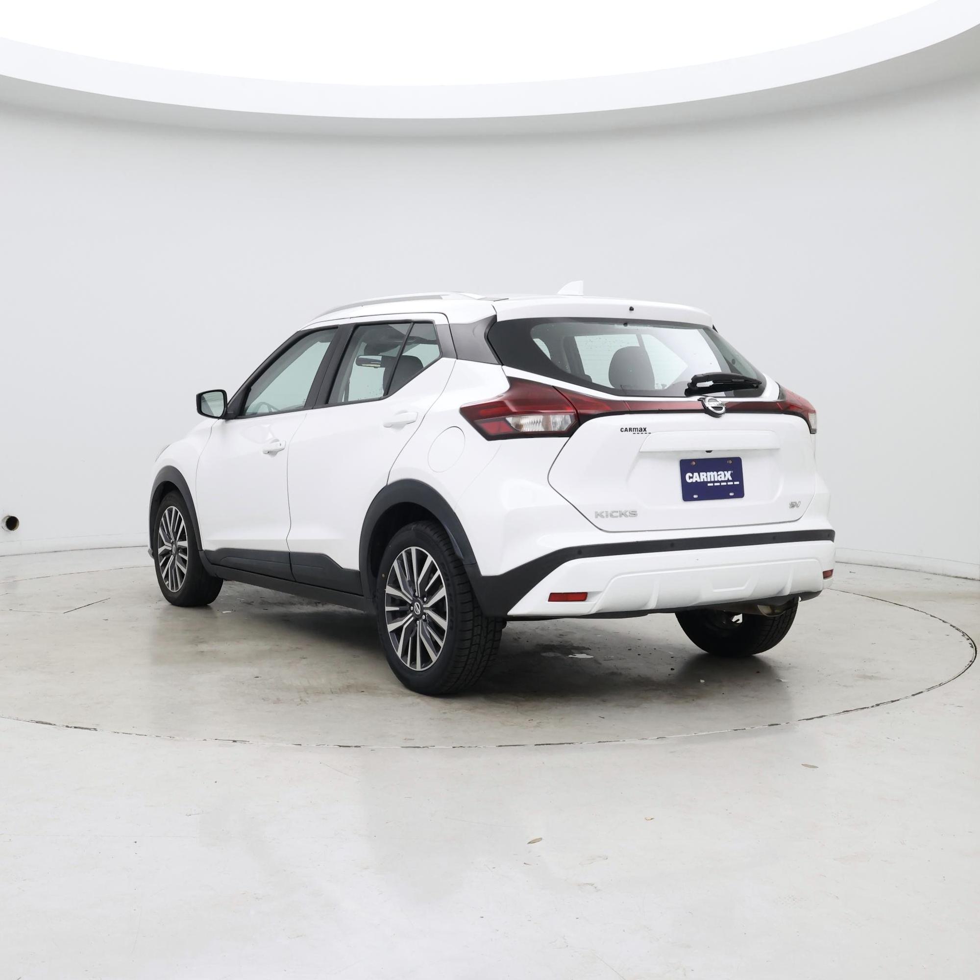 Thumbnail: 2021 Nissan Kicks - 2