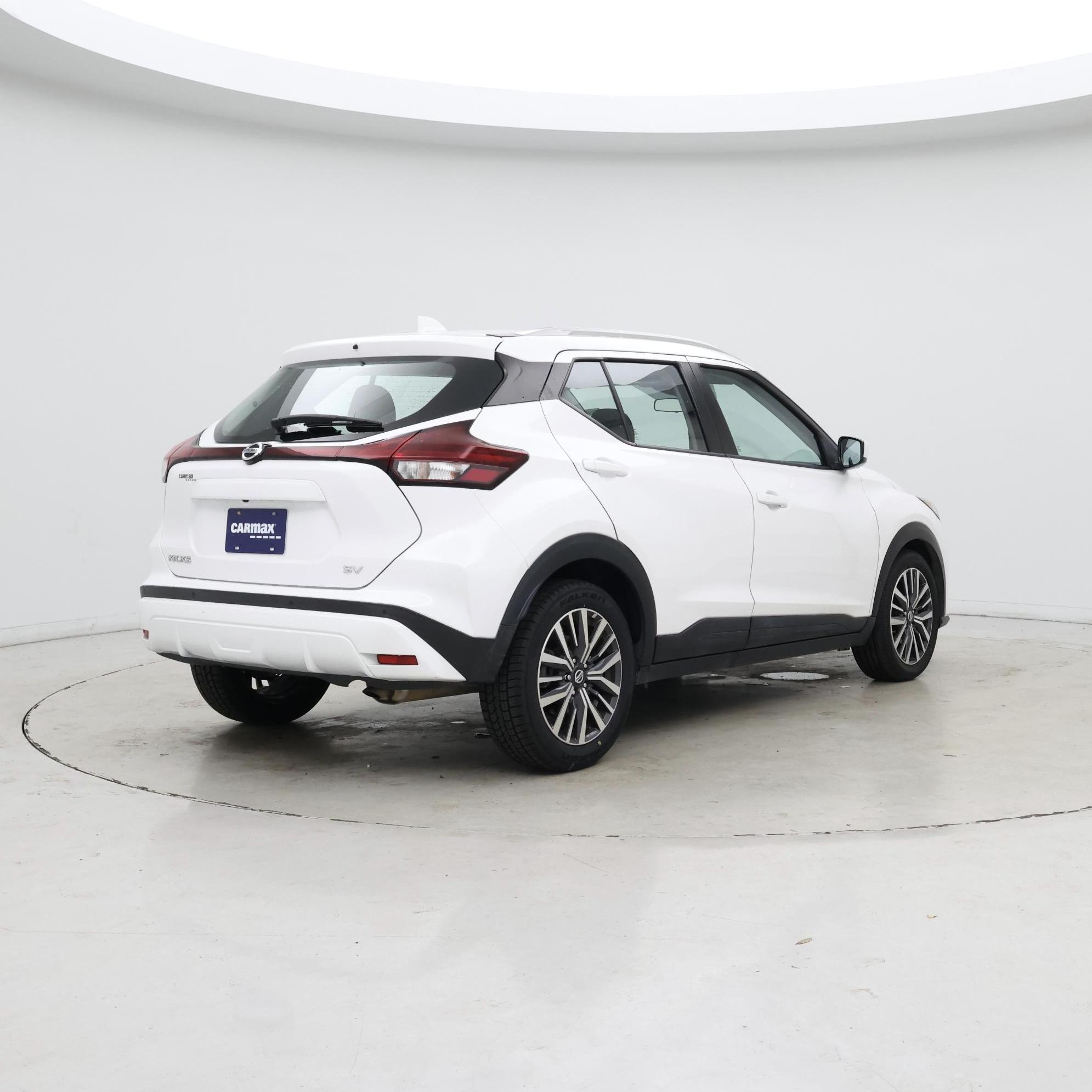 Thumbnail: 2021 Nissan Kicks - 8