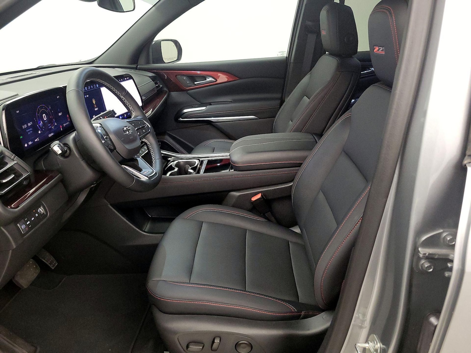 2024 Chevrolet Traverse Z71 - Photo 10