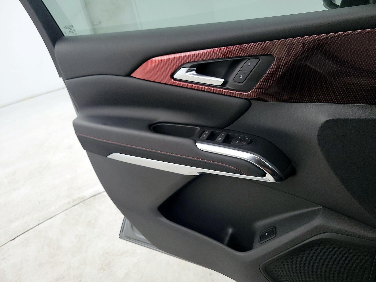 2024 Chevrolet Traverse Z71 - Photo 11