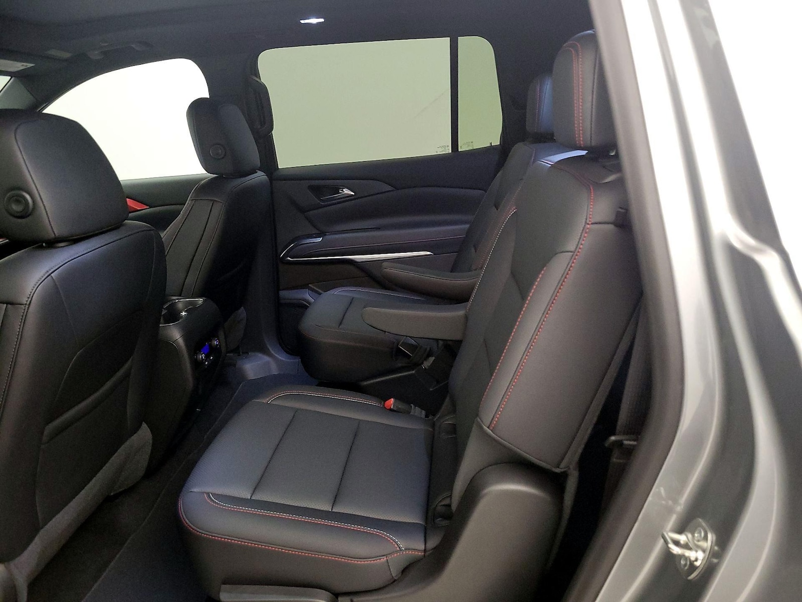 2024 Chevrolet Traverse Z71 - Photo 18