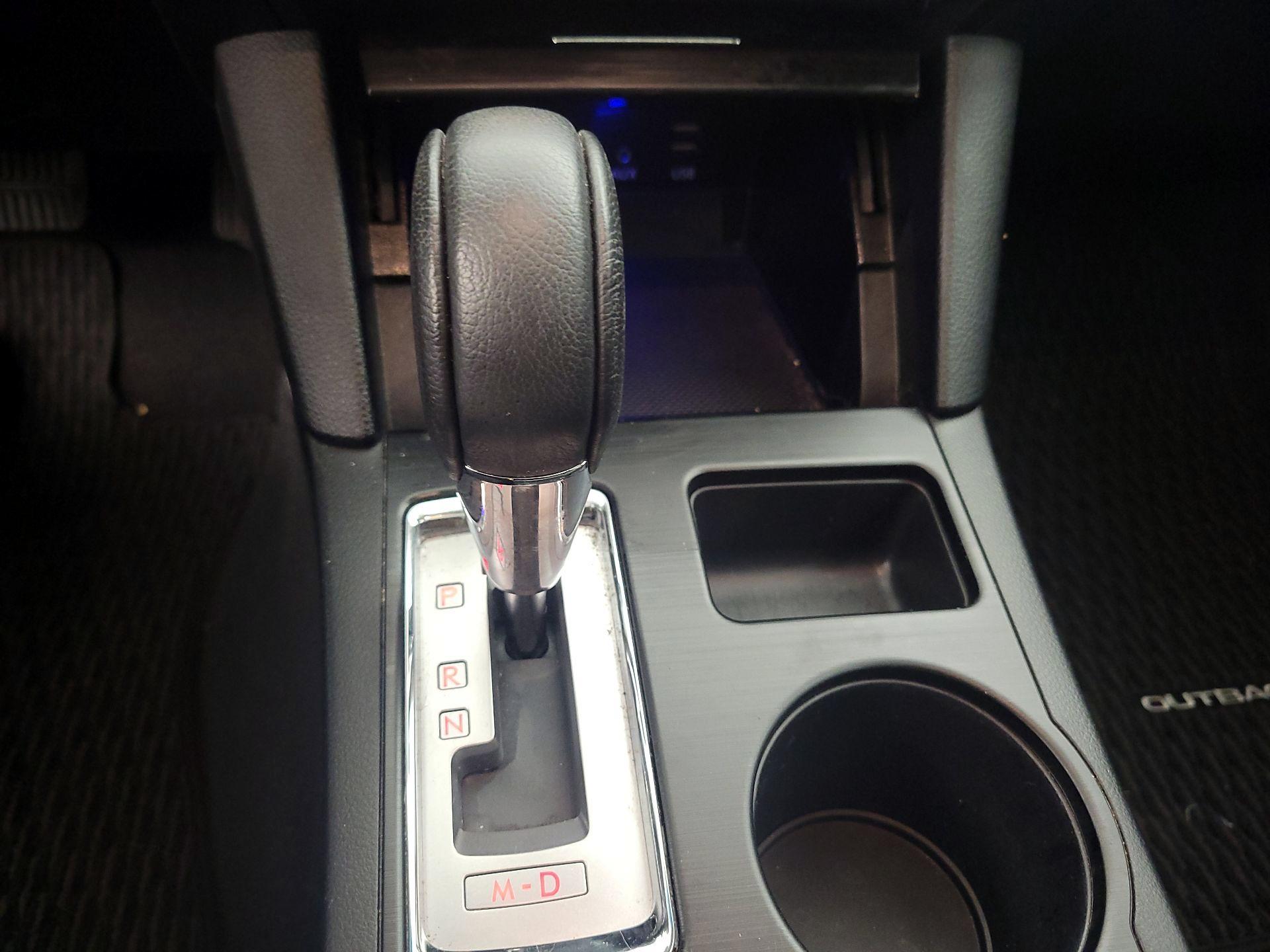 Thumbnail: 2016 Subaru Outback - 17