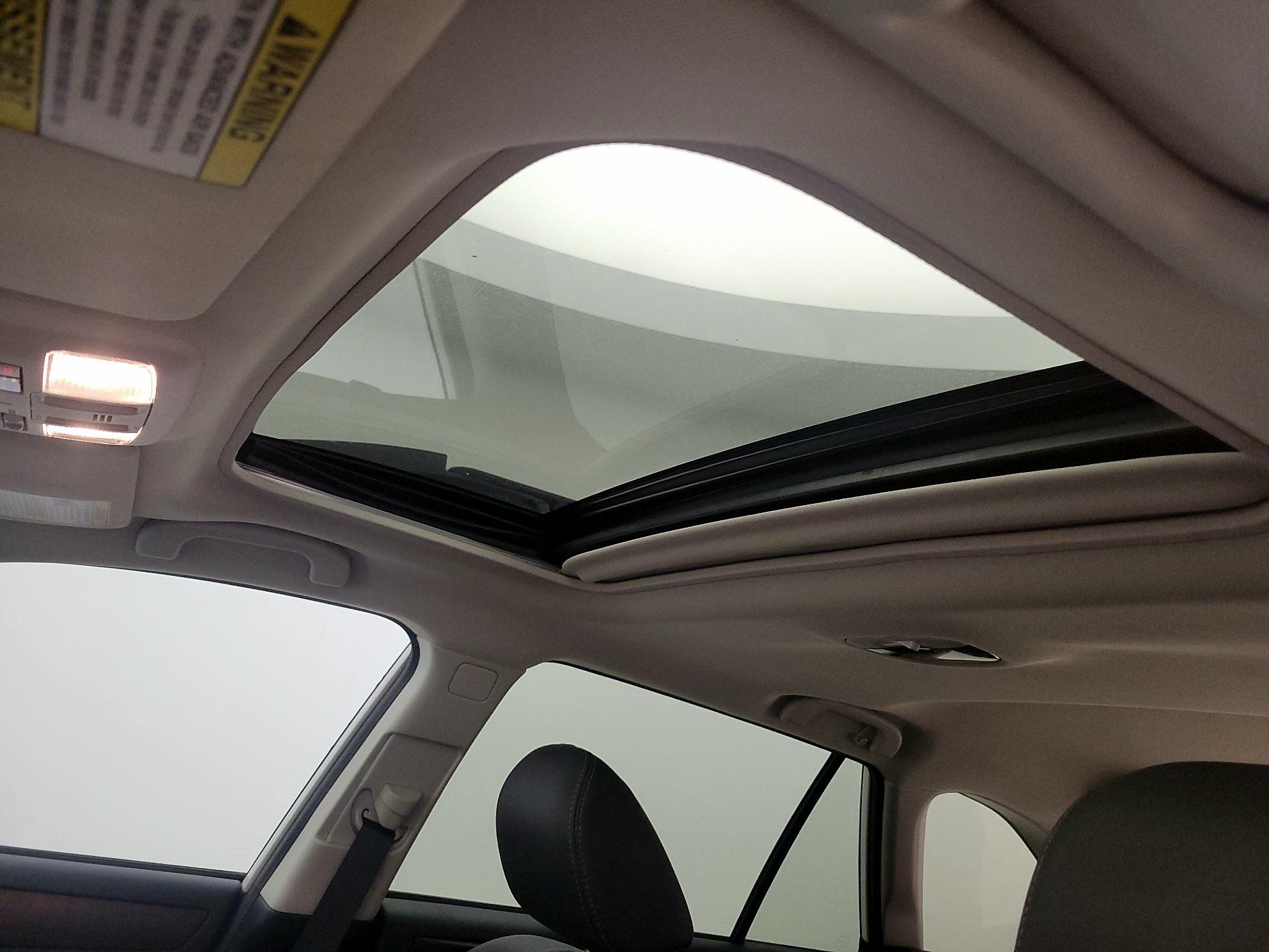 Thumbnail: 2016 Subaru Outback - 18