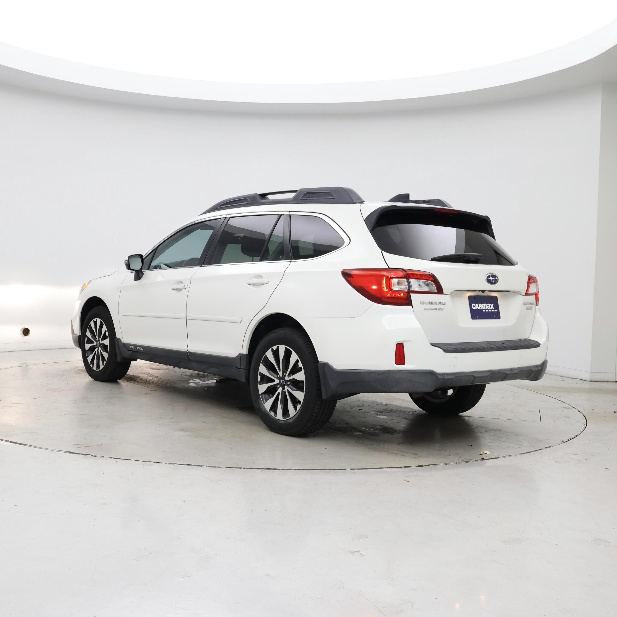 Thumbnail: 2016 Subaru Outback - 2