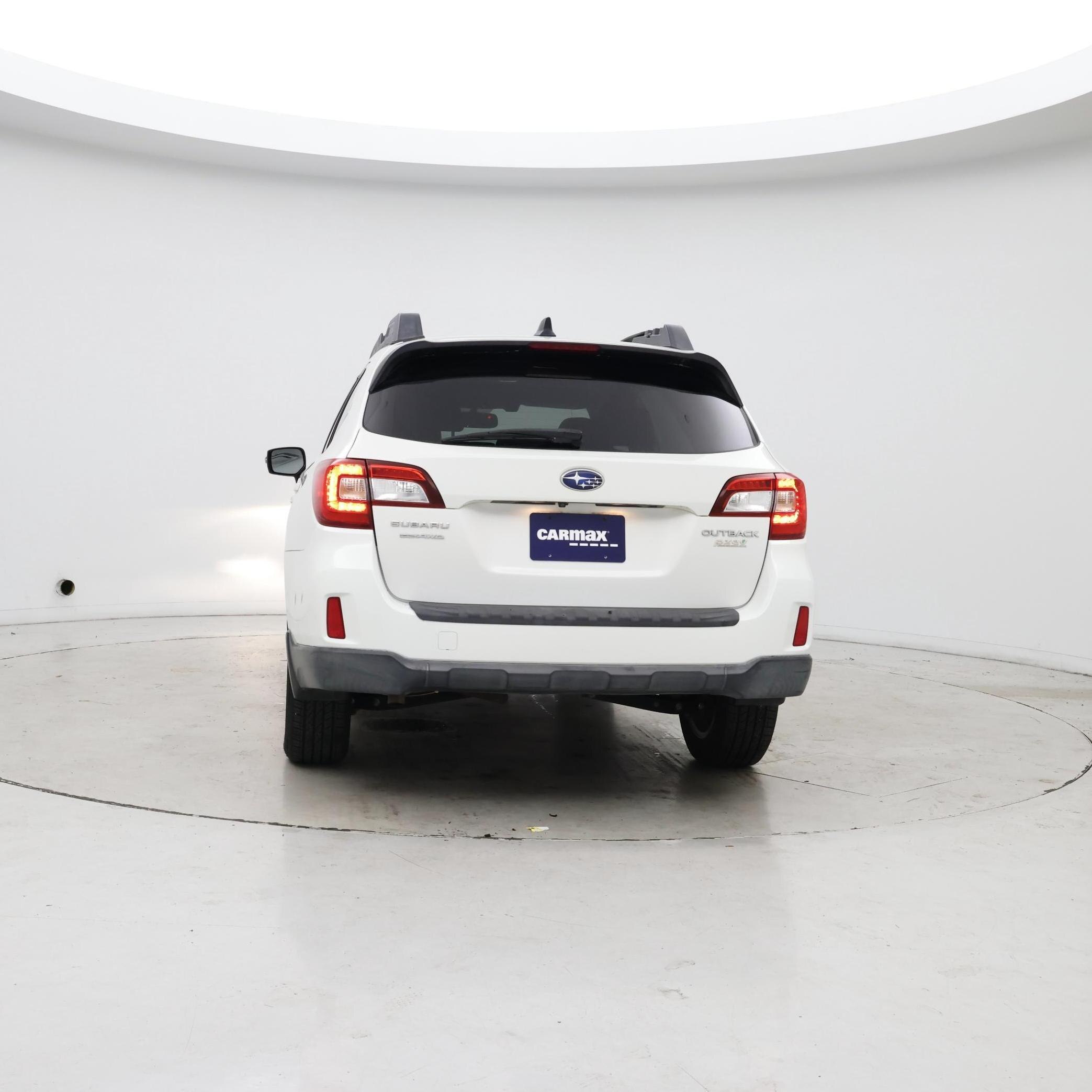 Thumbnail: 2016 Subaru Outback - 6