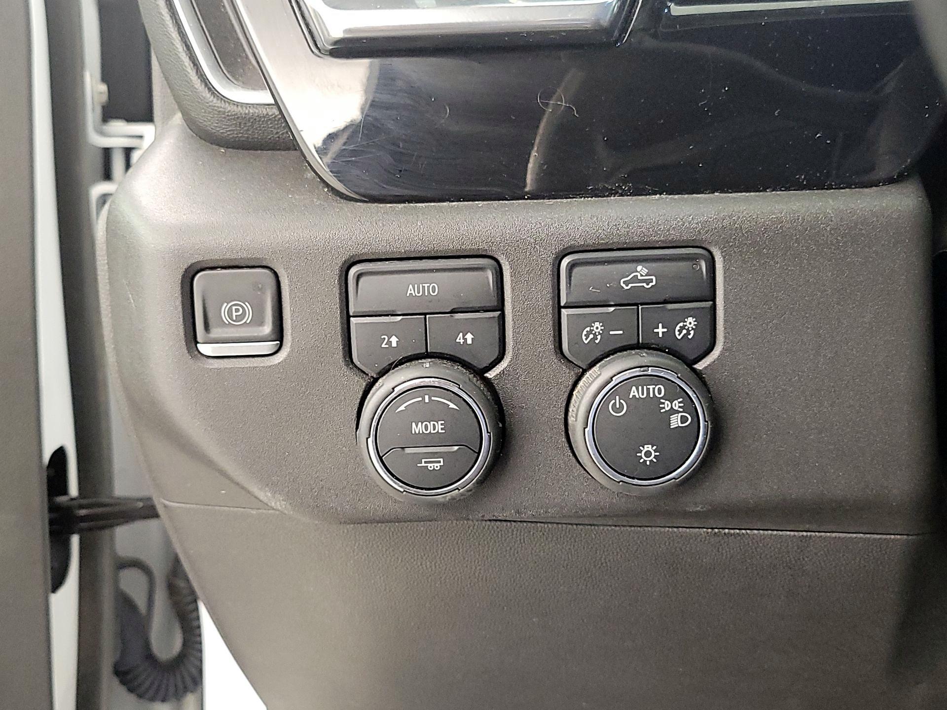 Thumbnail: 2023 Chevrolet Silverado 1500 - 13