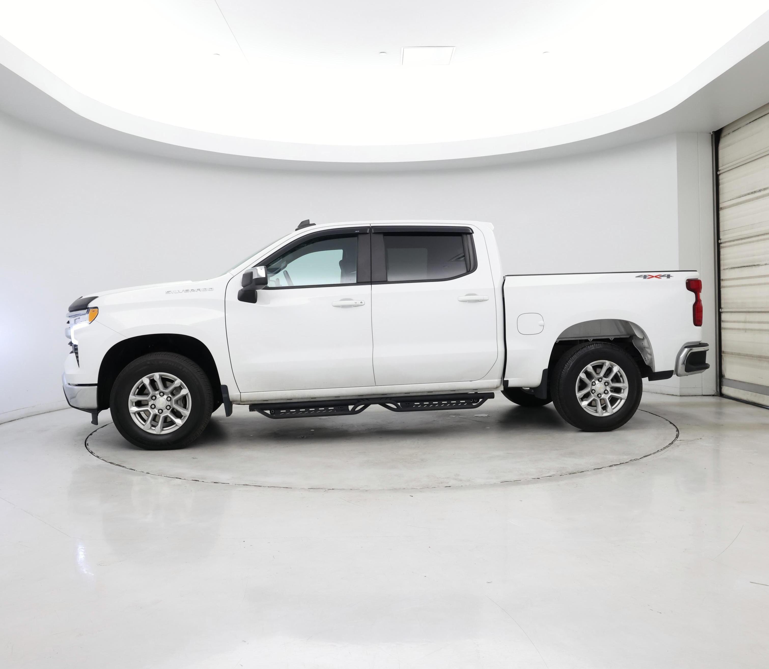 Thumbnail: 2023 Chevrolet Silverado 1500 - 2