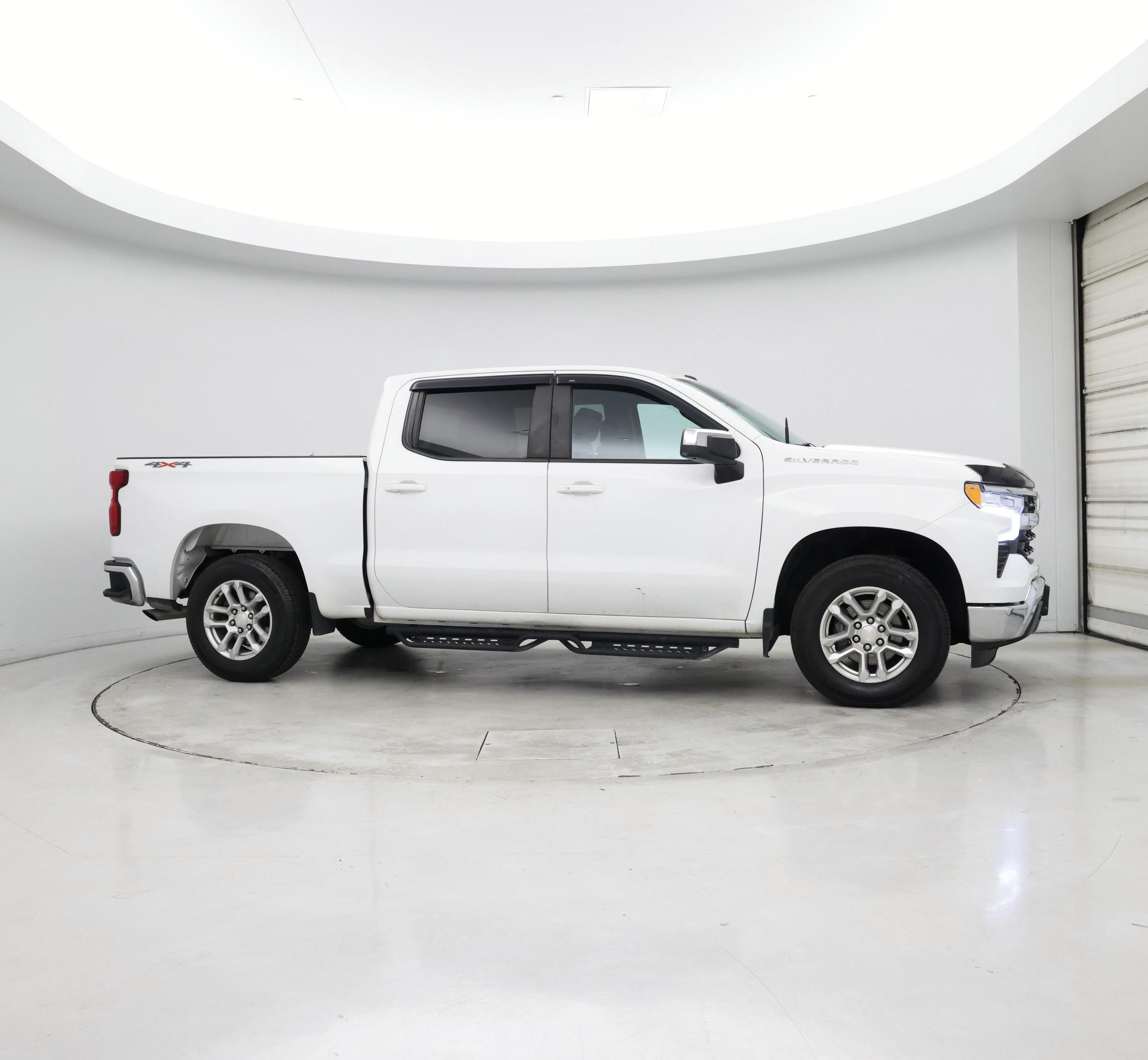 Thumbnail: 2023 Chevrolet Silverado 1500 - 7