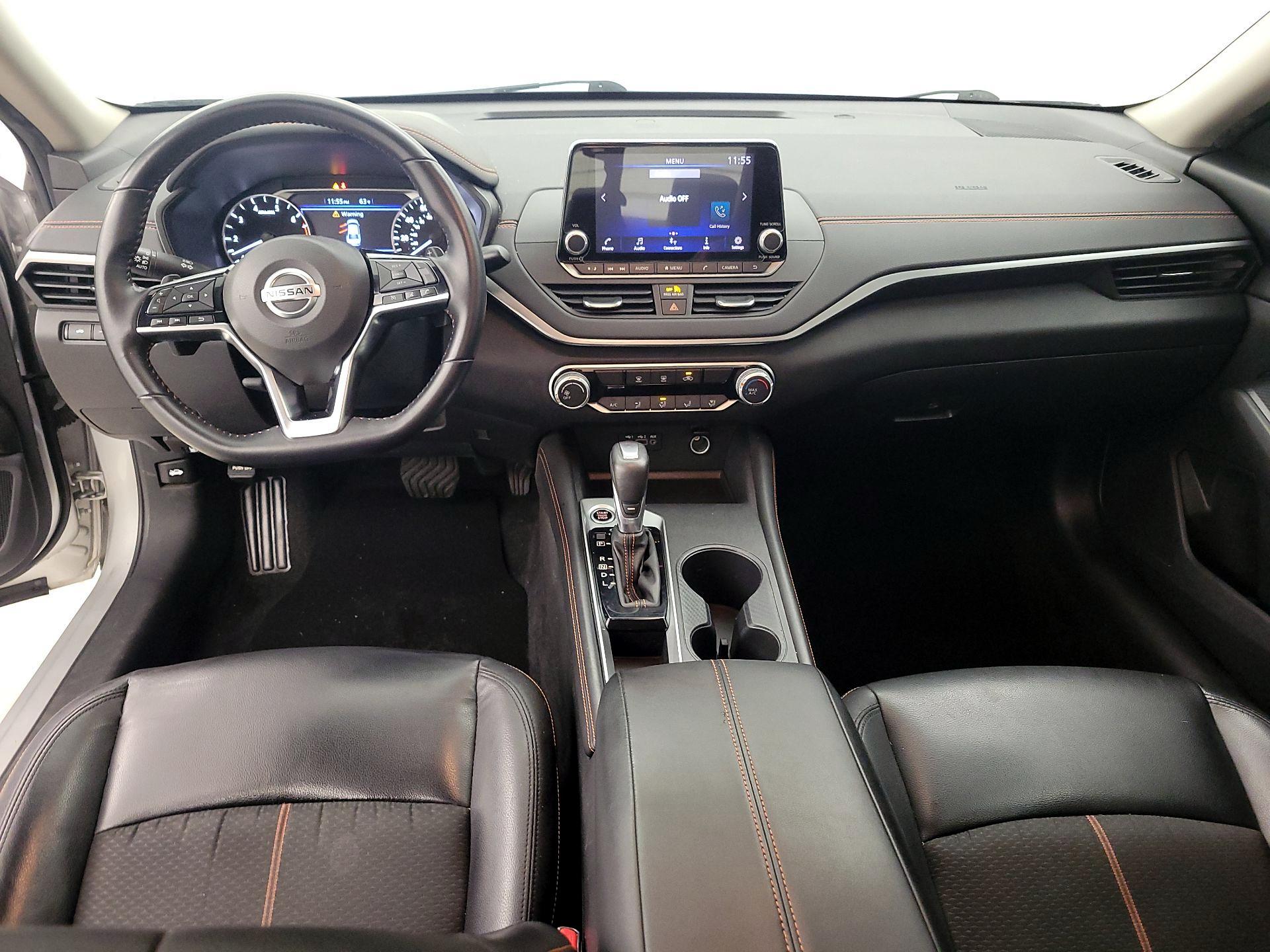 Thumbnail: 2020 Nissan Altima - 9