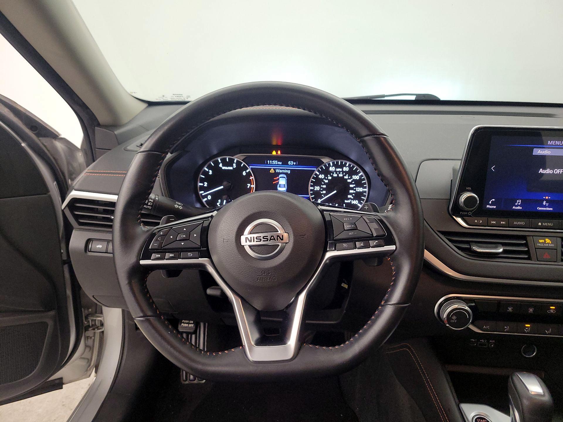 Thumbnail: 2020 Nissan Altima - 10