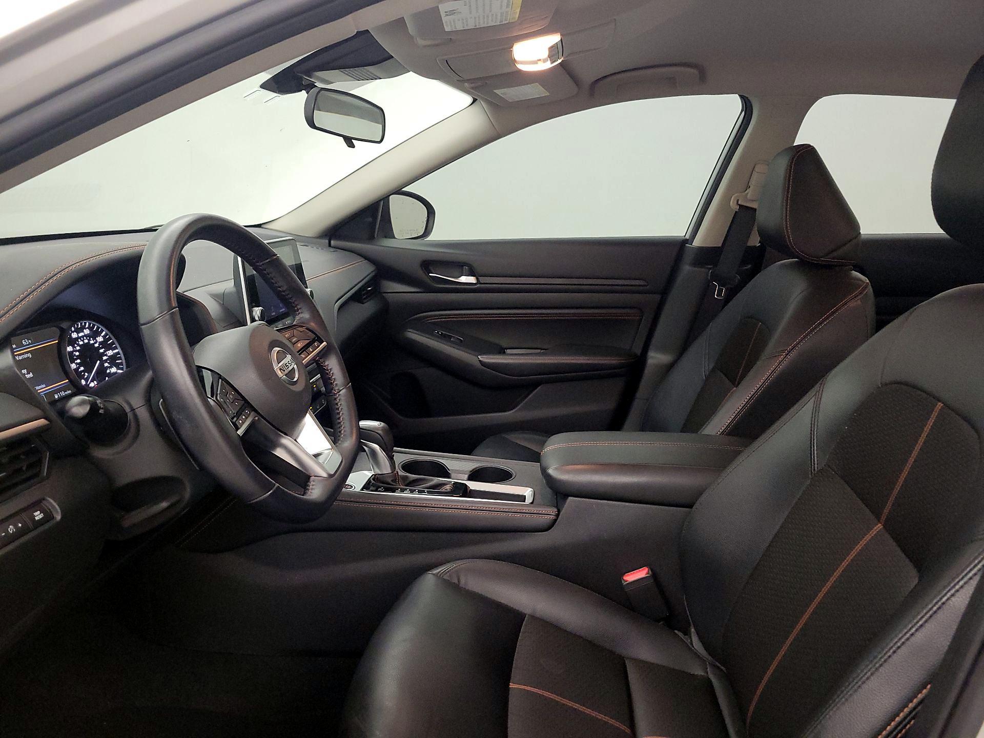 Thumbnail: 2020 Nissan Altima - 11
