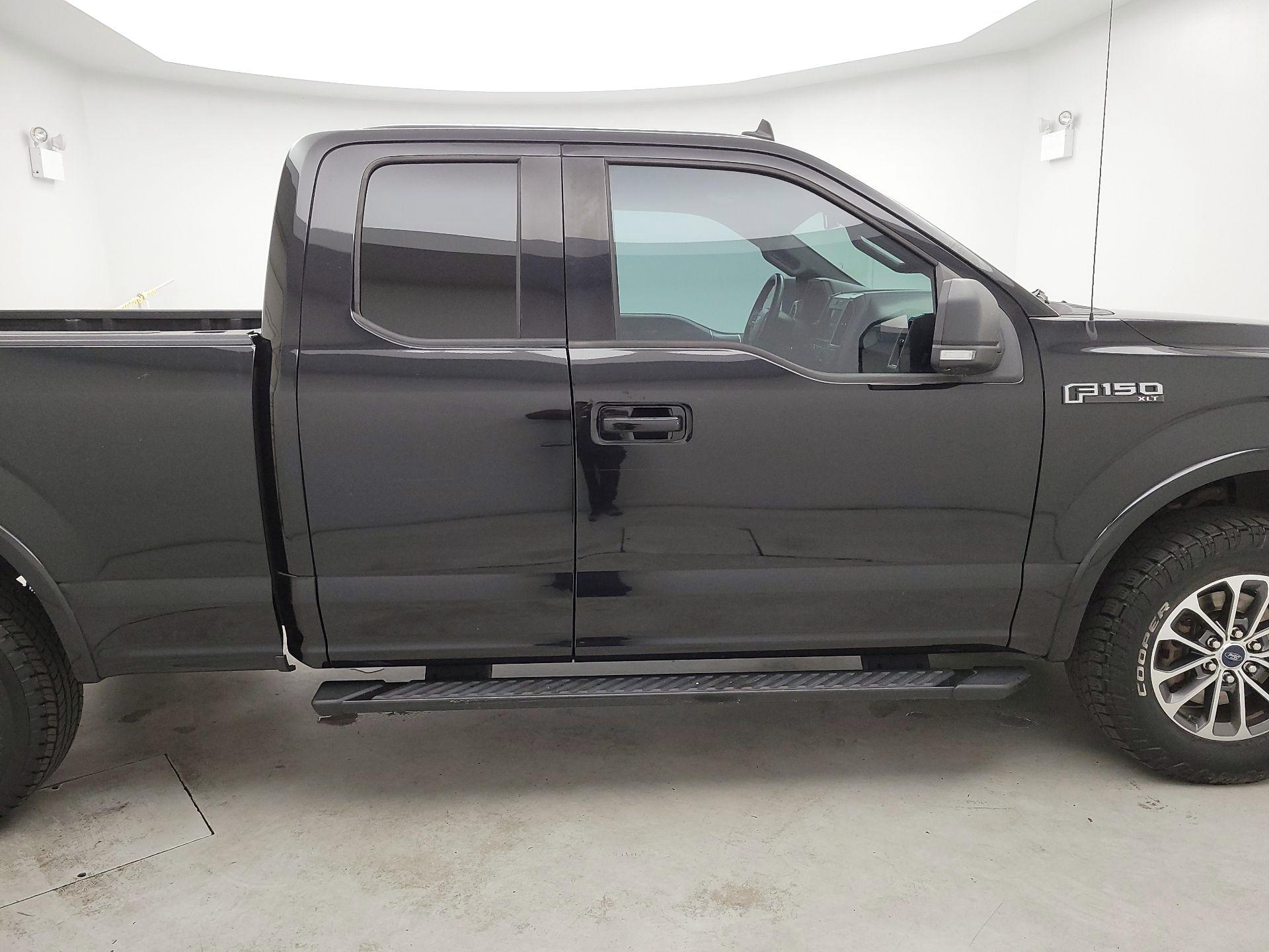 Thumbnail: 2019 Ford F-150 - 4