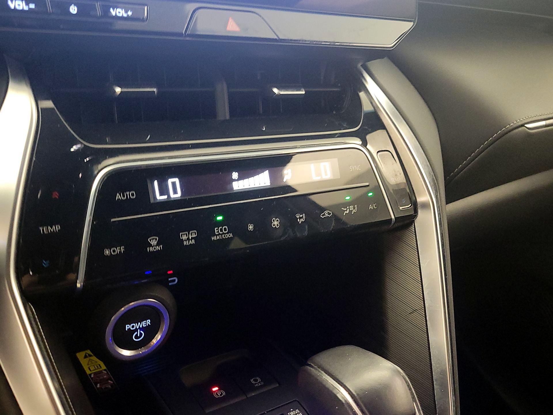 Thumbnail: 2024 Toyota Venza - 16