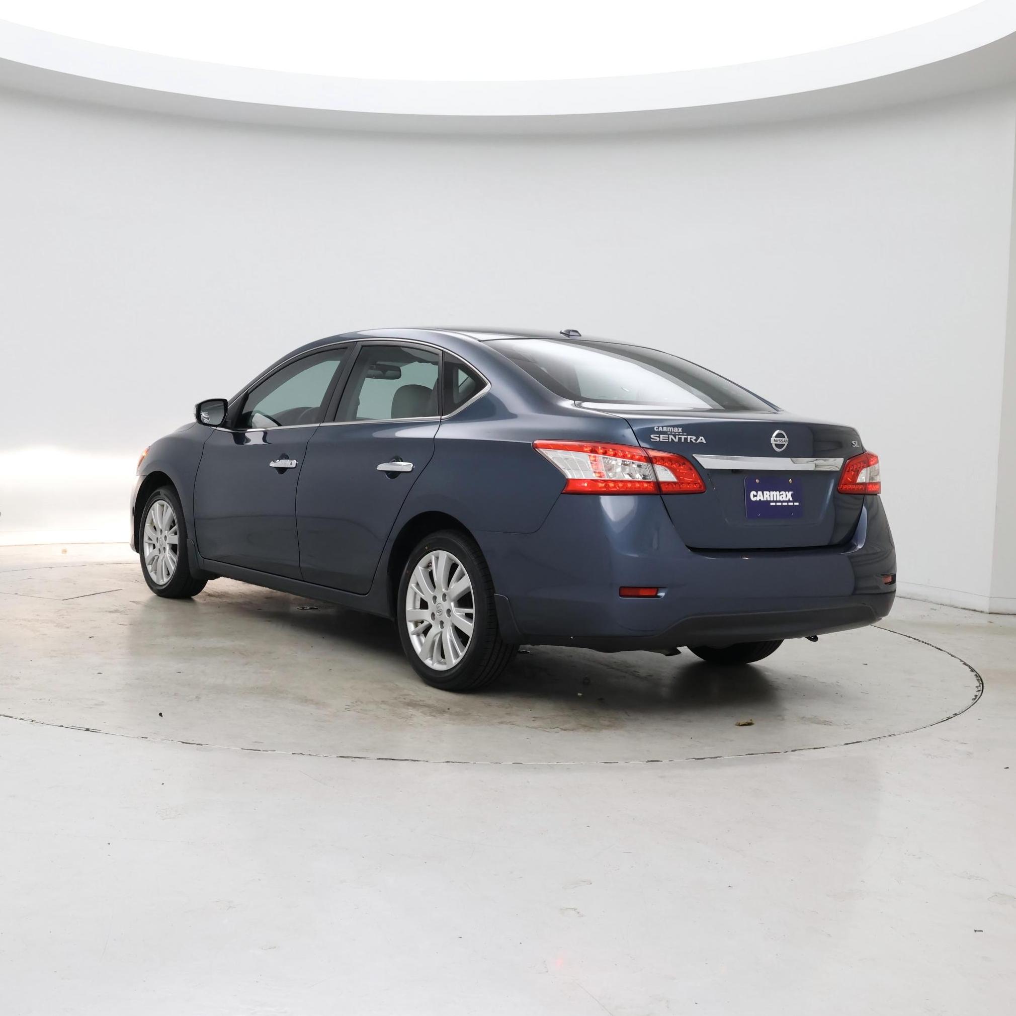 Thumbnail: 2015 Nissan Sentra - 2