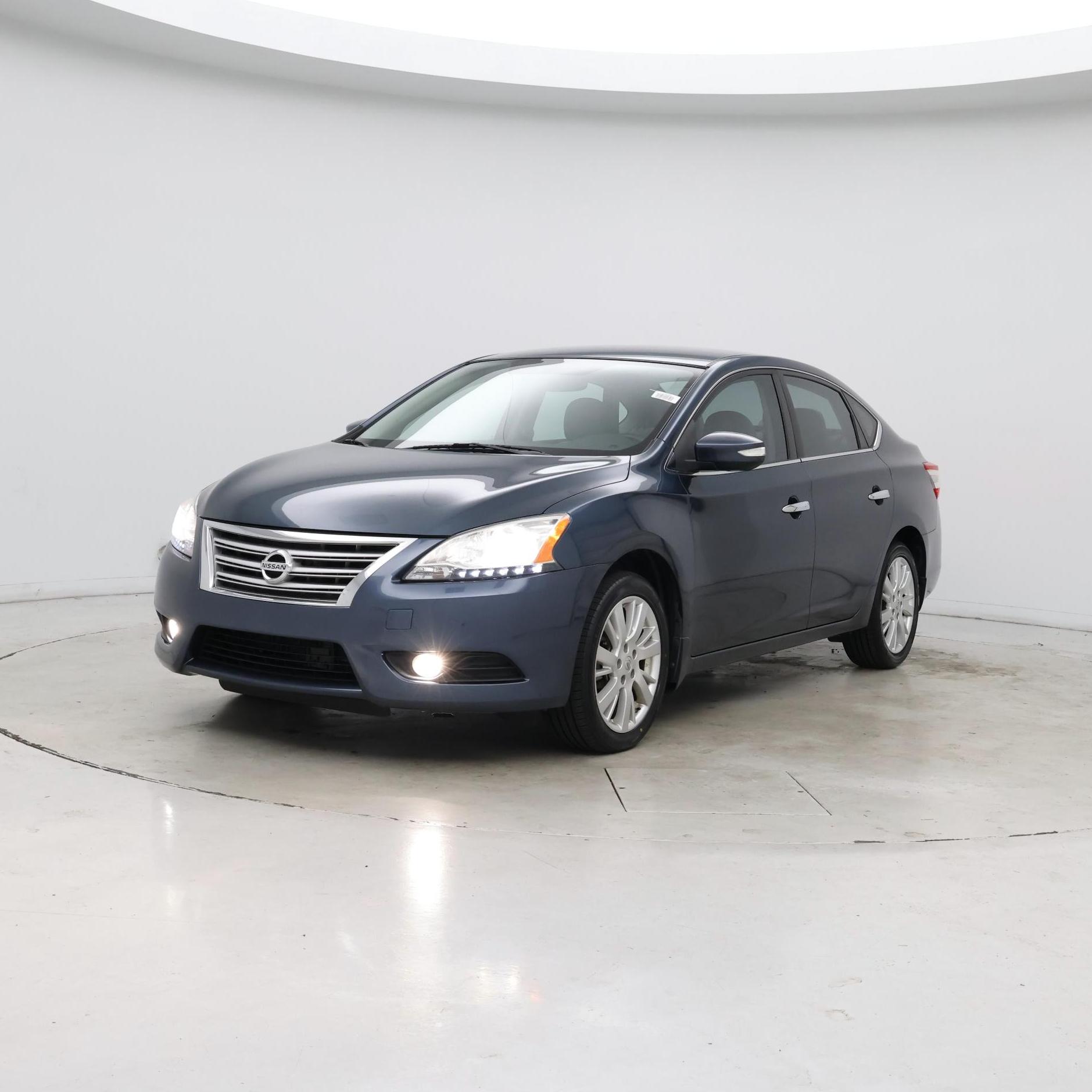 Thumbnail: 2015 Nissan Sentra - 4