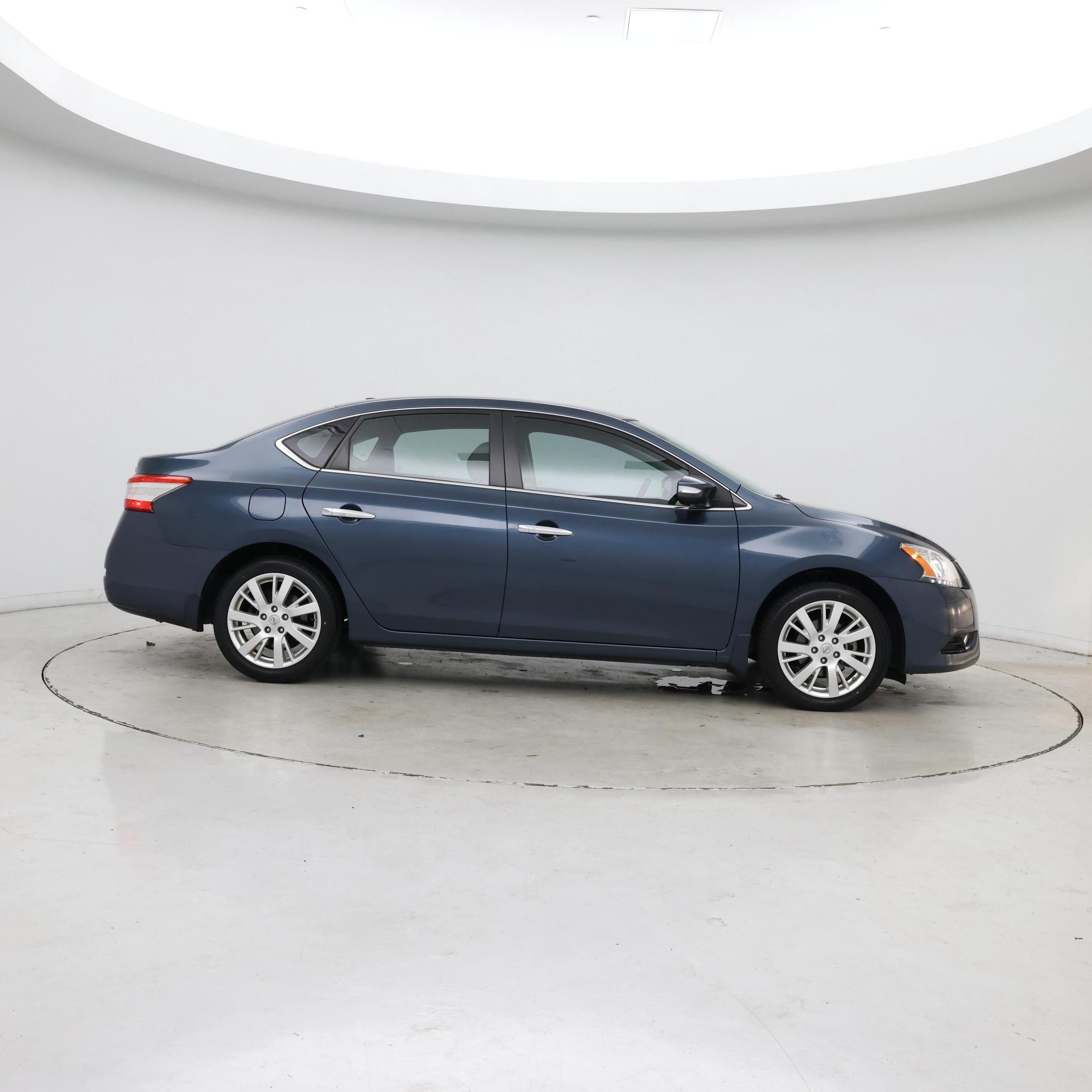 Thumbnail: 2015 Nissan Sentra - 7