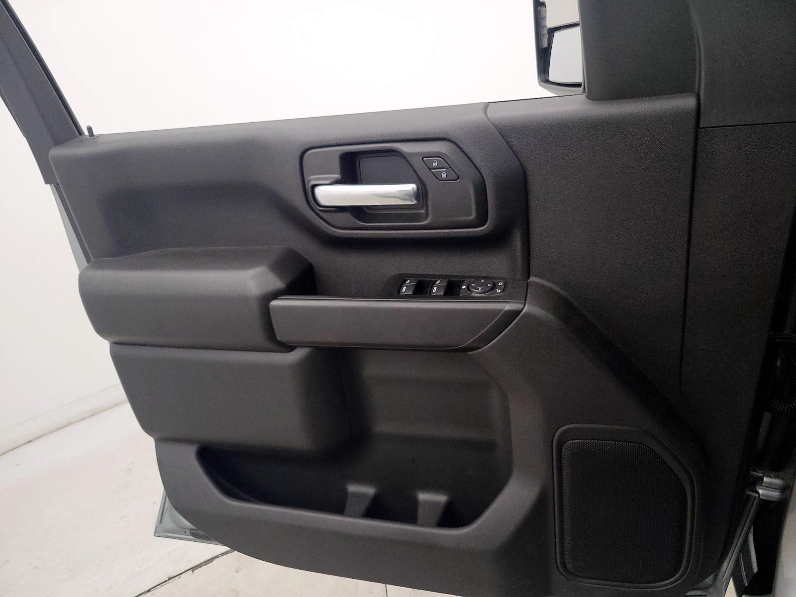 2026 Chevrolet Silverado 2500HD Custom - Photo 13