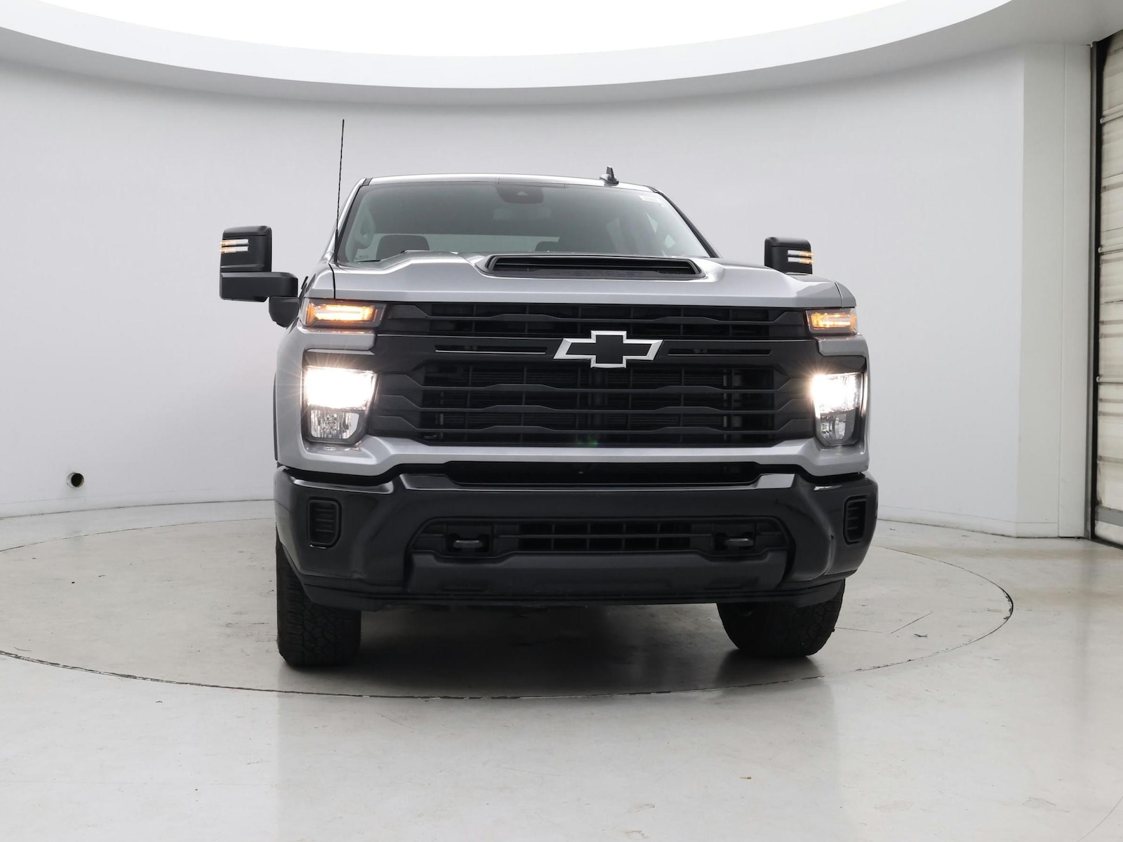 2026 Chevrolet Silverado 2500HD Custom - Photo 6