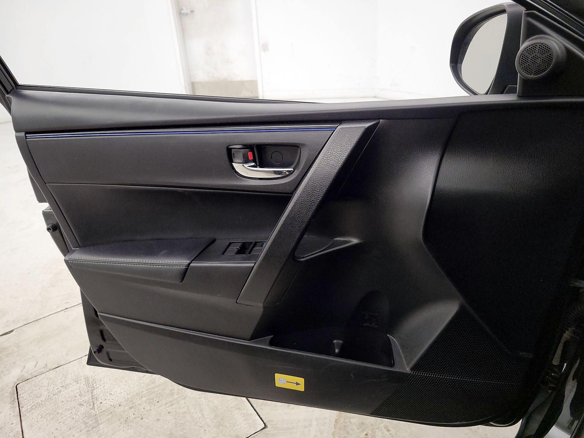 Thumbnail: 2019 Toyota Corolla - 12